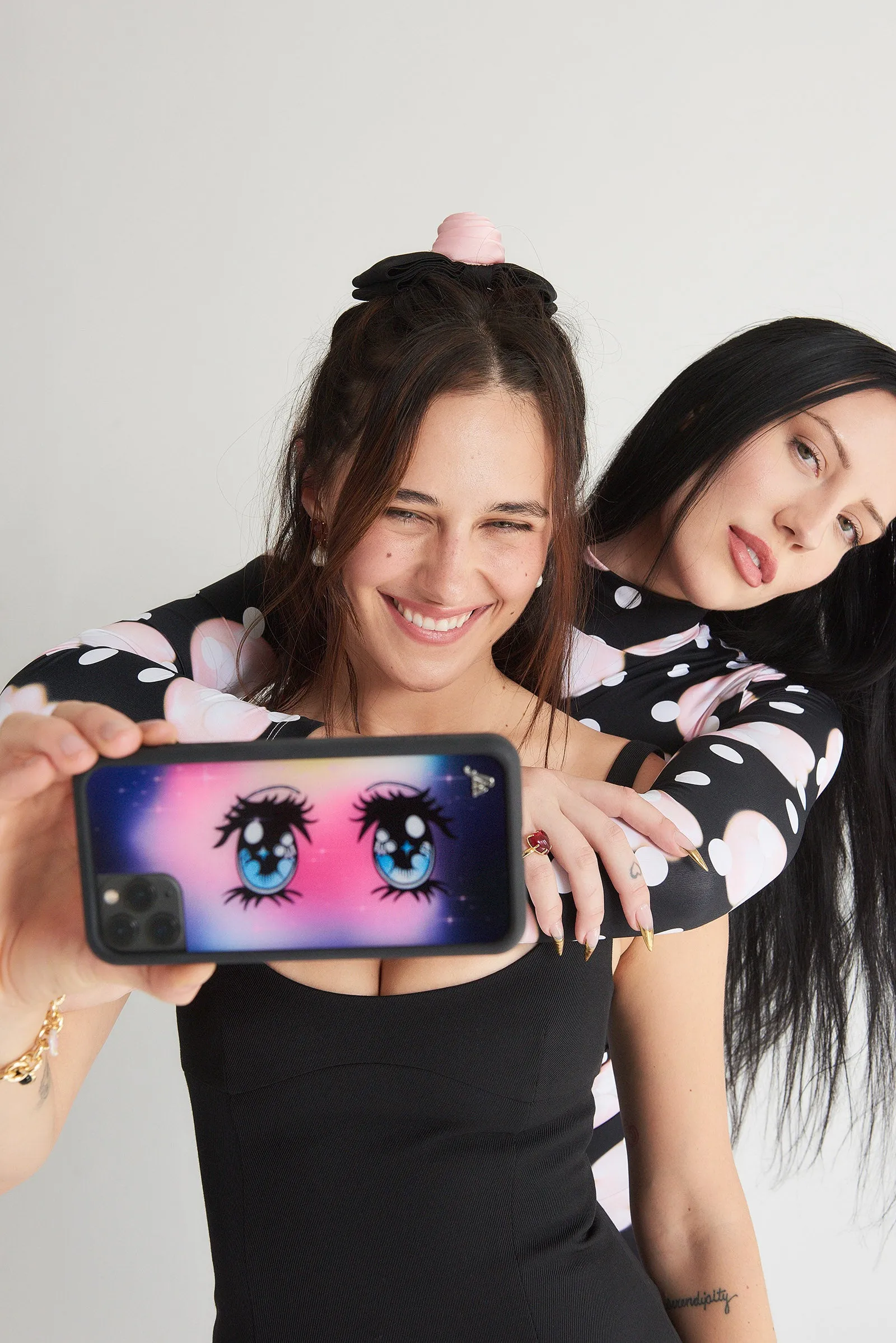 SANDY LIANG X WILDFLOWER IPHONE PRO CASE sold by Sandy Liang product image thumbnail 2