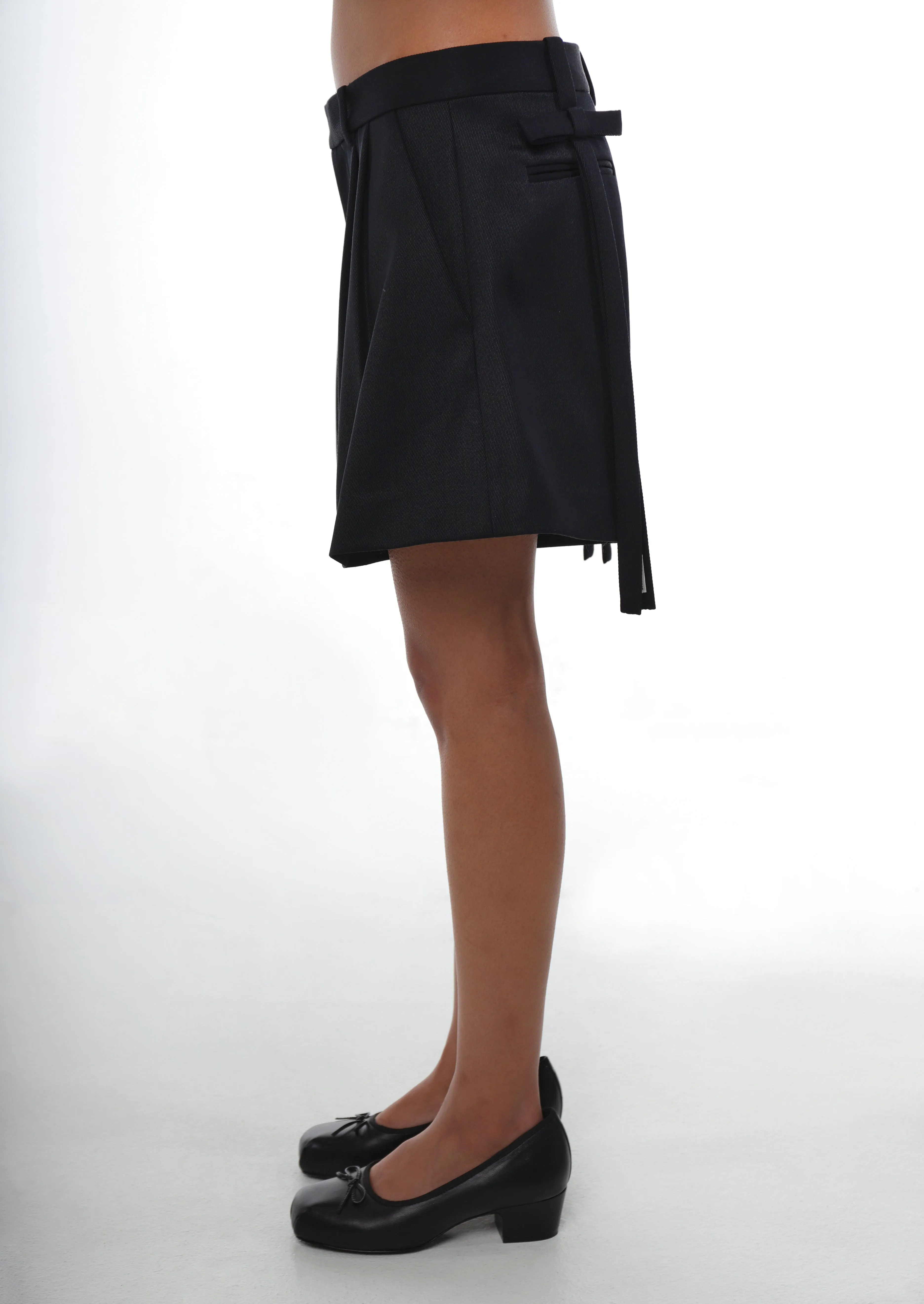 HINOKI SHORTS IN BLACK sold by Sandy Liang product image thumbnail 3