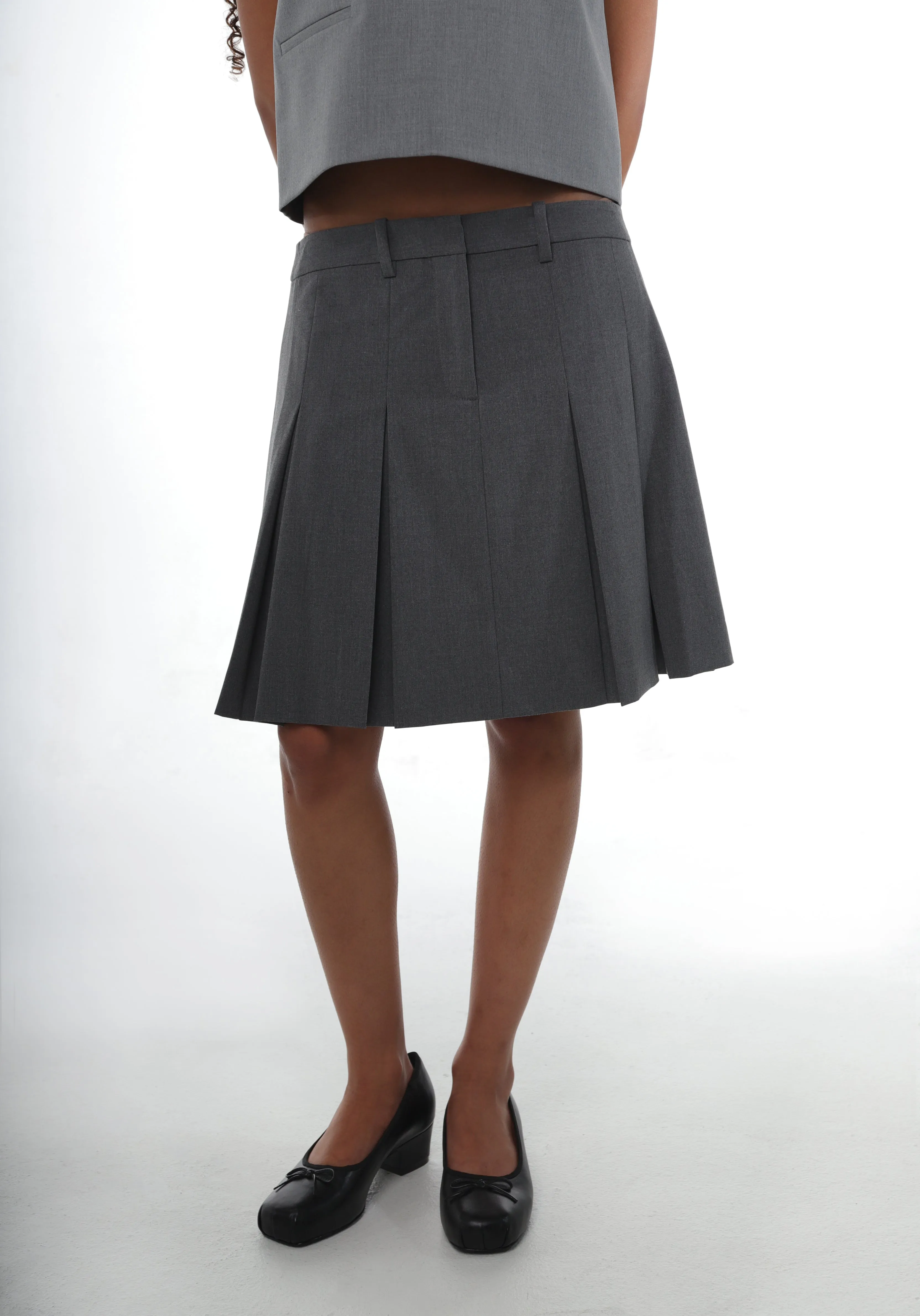 WREN SKIRT IN GREY sold by Sandy Liang product image thumbnail 2