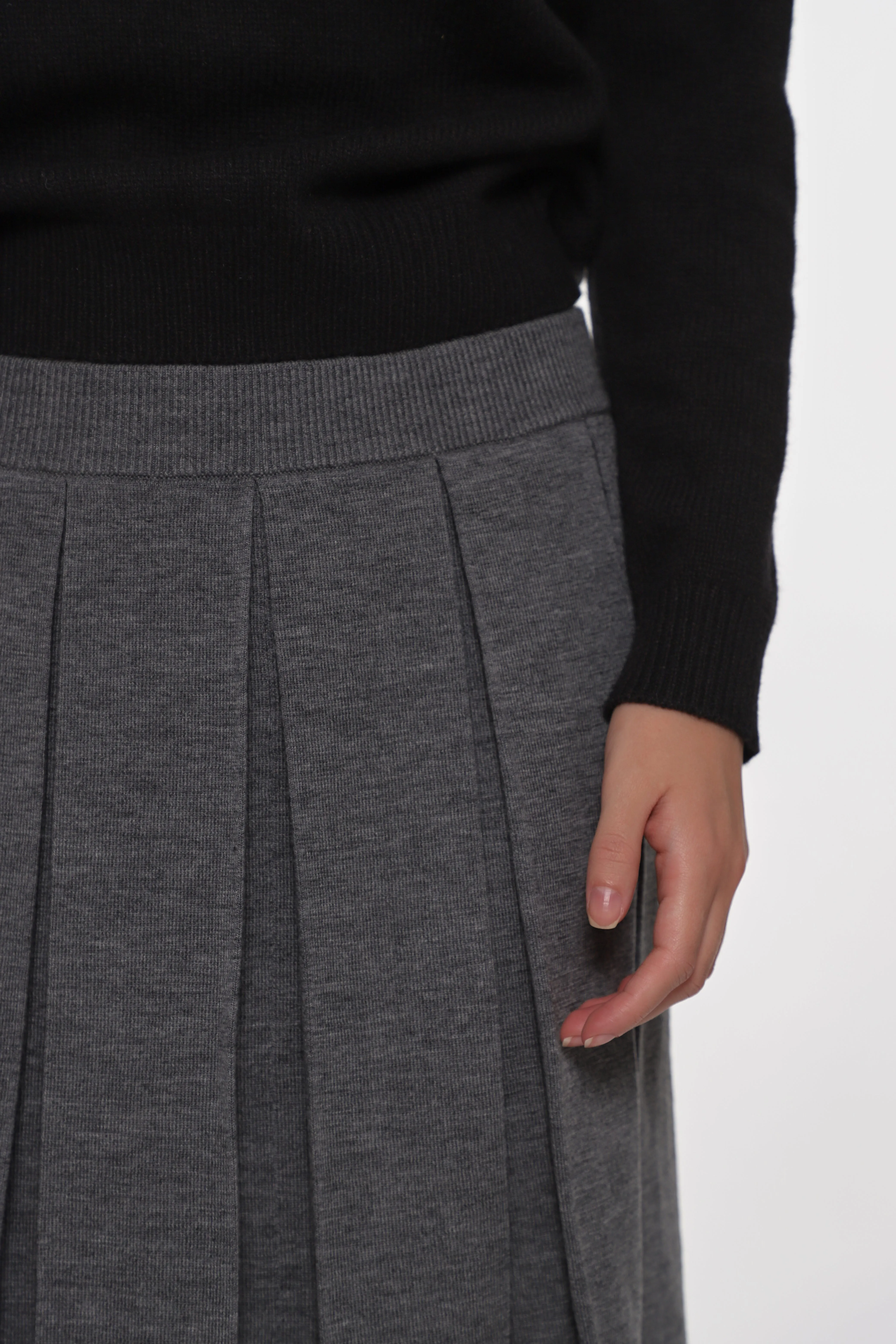 FISHERS SKIRT IN GREY sold by Sandy Liang product image thumbnail 3