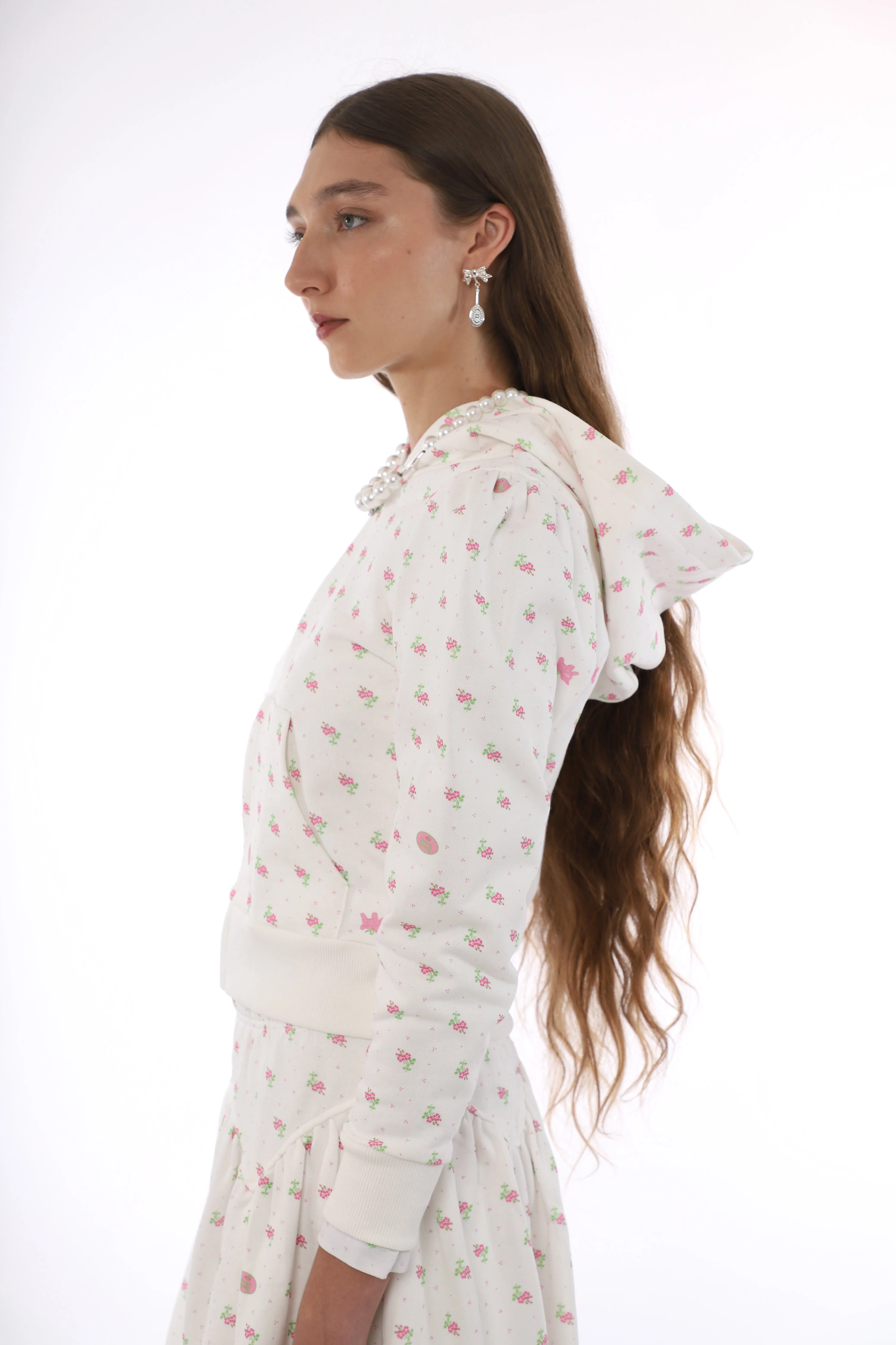 CARDAMOM HOODIE IN WHITE EVIL FLORAL sold by Sandy Liang product image thumbnail 4