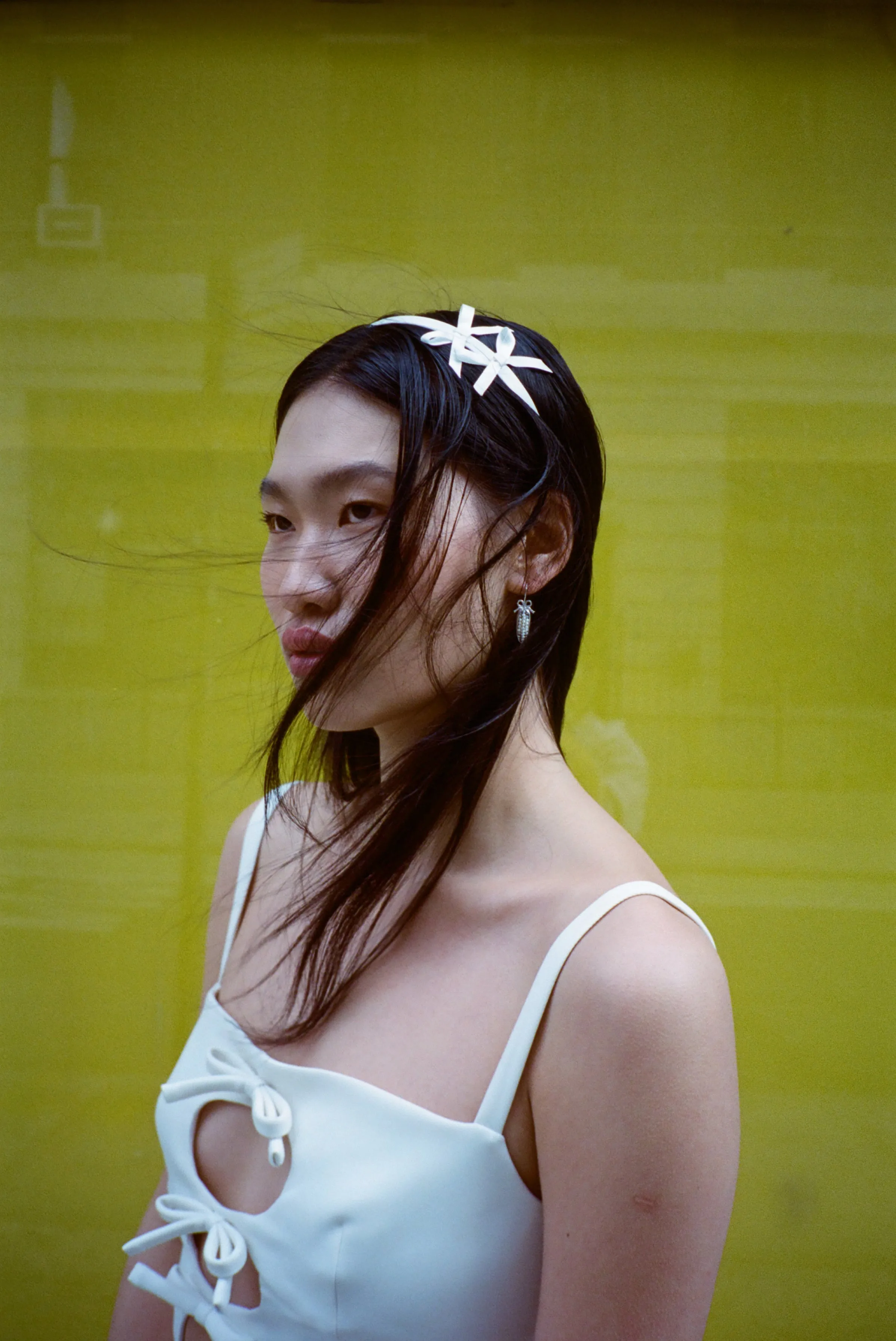 SERGIO HEADBAND IN HEAVY CREAM sold by Sandy Liang product image thumbnail 3