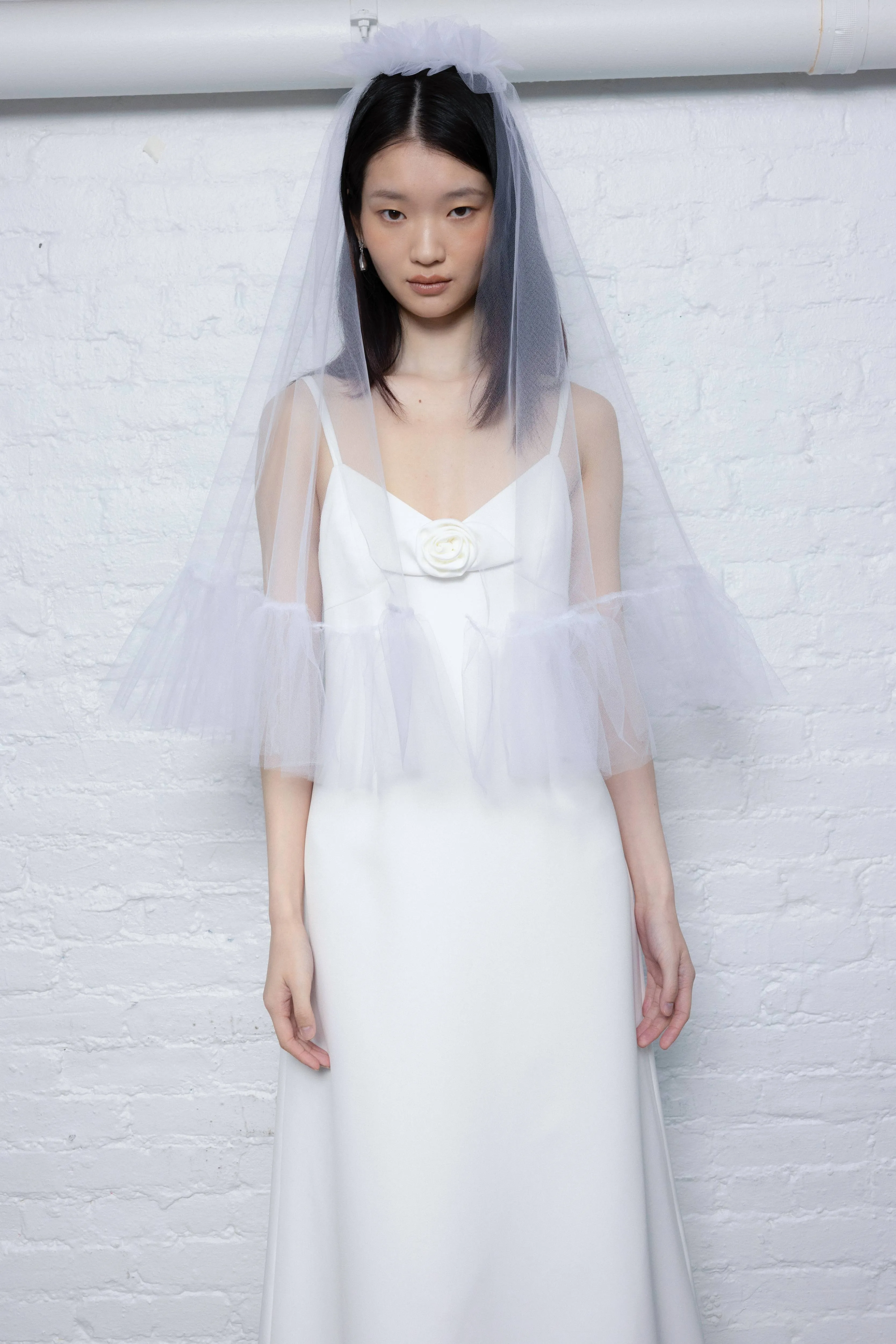 KYLIE VEIL sold by Sandy Liang product image thumbnail 4
