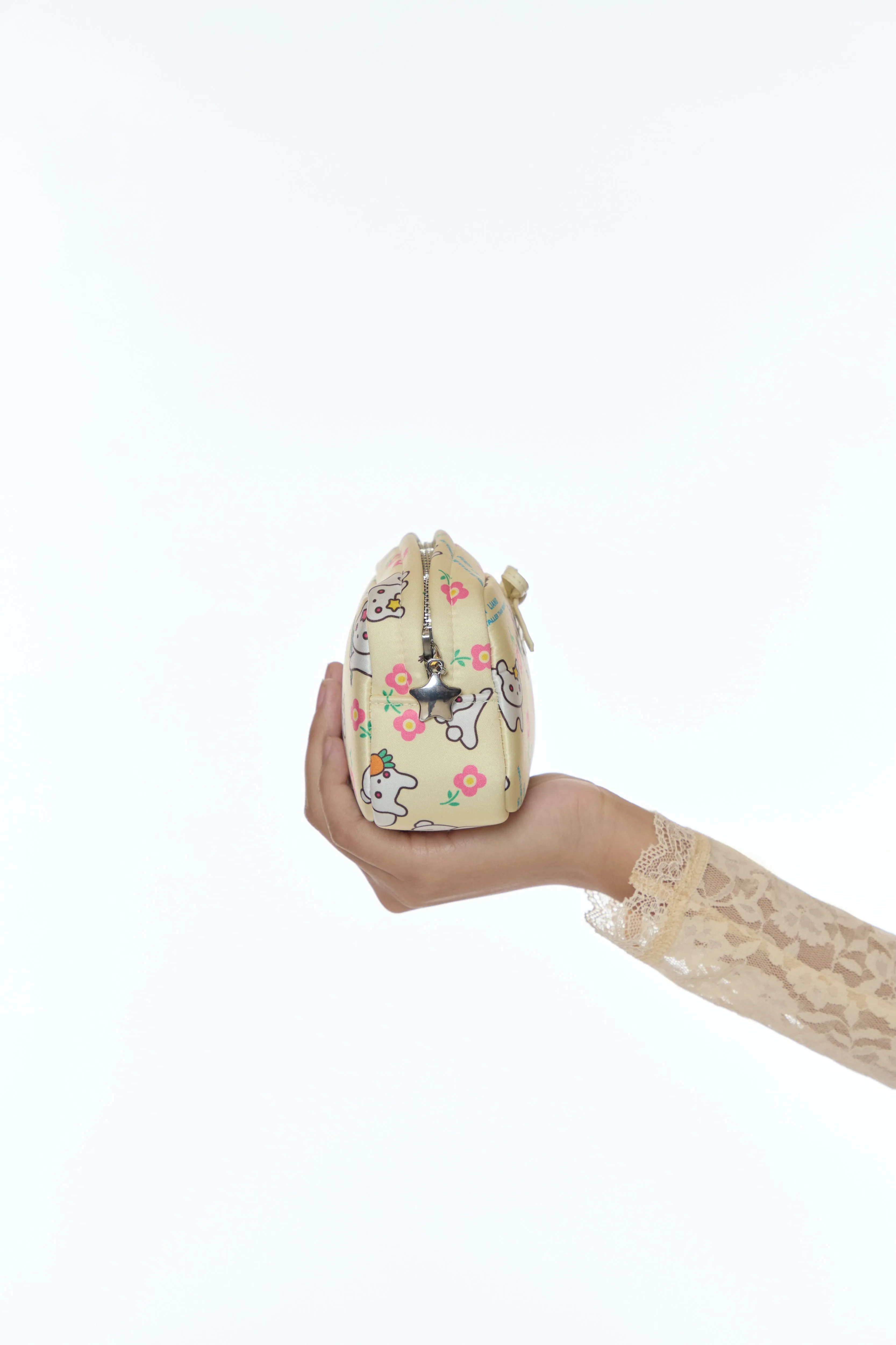 SMOL POUCH IN BUNNY GIFT WRAP sold by Sandy Liang product image thumbnail 3