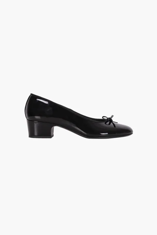 BALLET PUMP 40 IN BLACK made by Sandy Liang