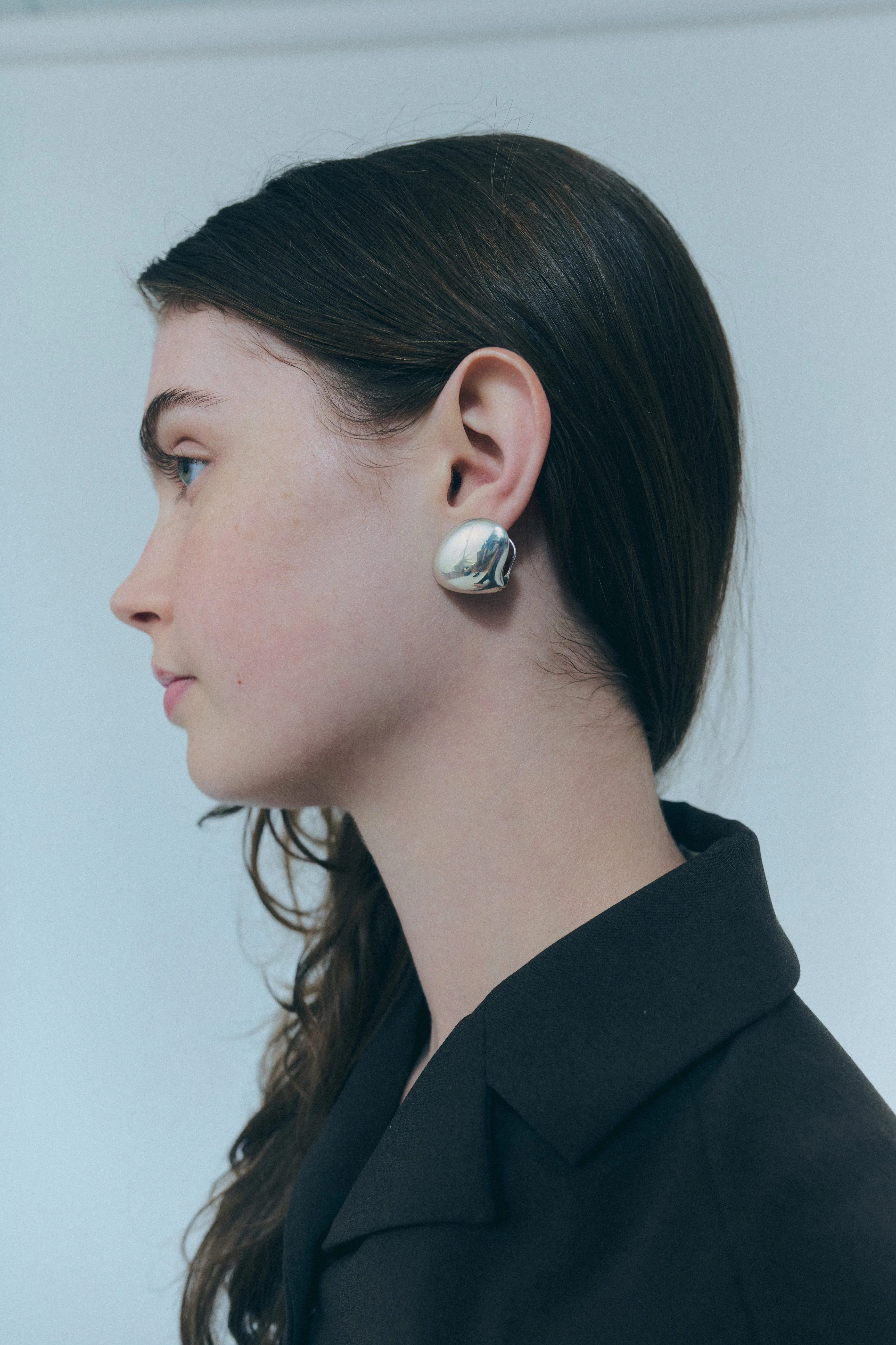 CLAMPSHELL EARRINGS sold by Sandy Liang product image thumbnail 5