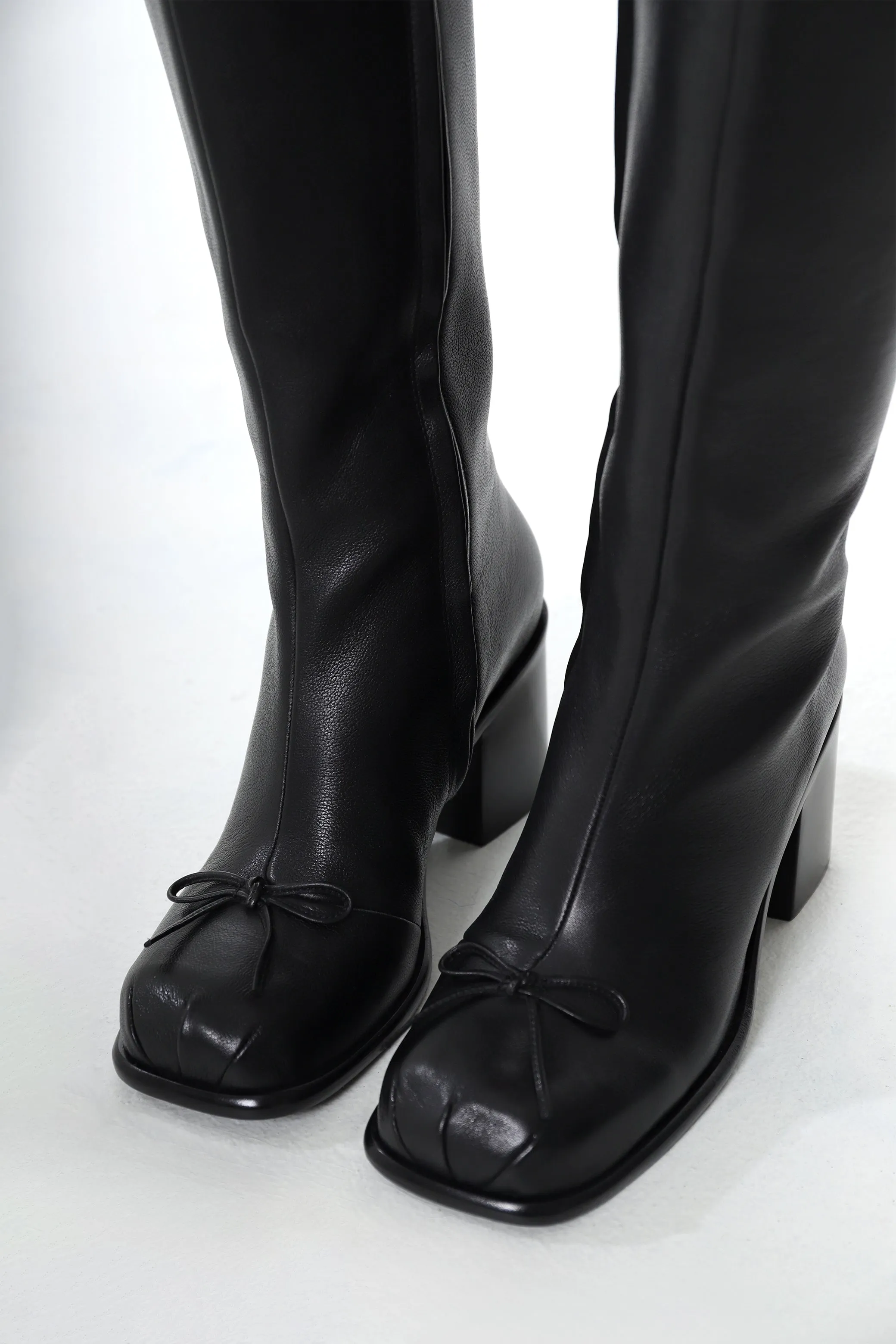 KNEE HIGH POINTE BOOT IN BLACK sold by Sandy Liang product image thumbnail 4