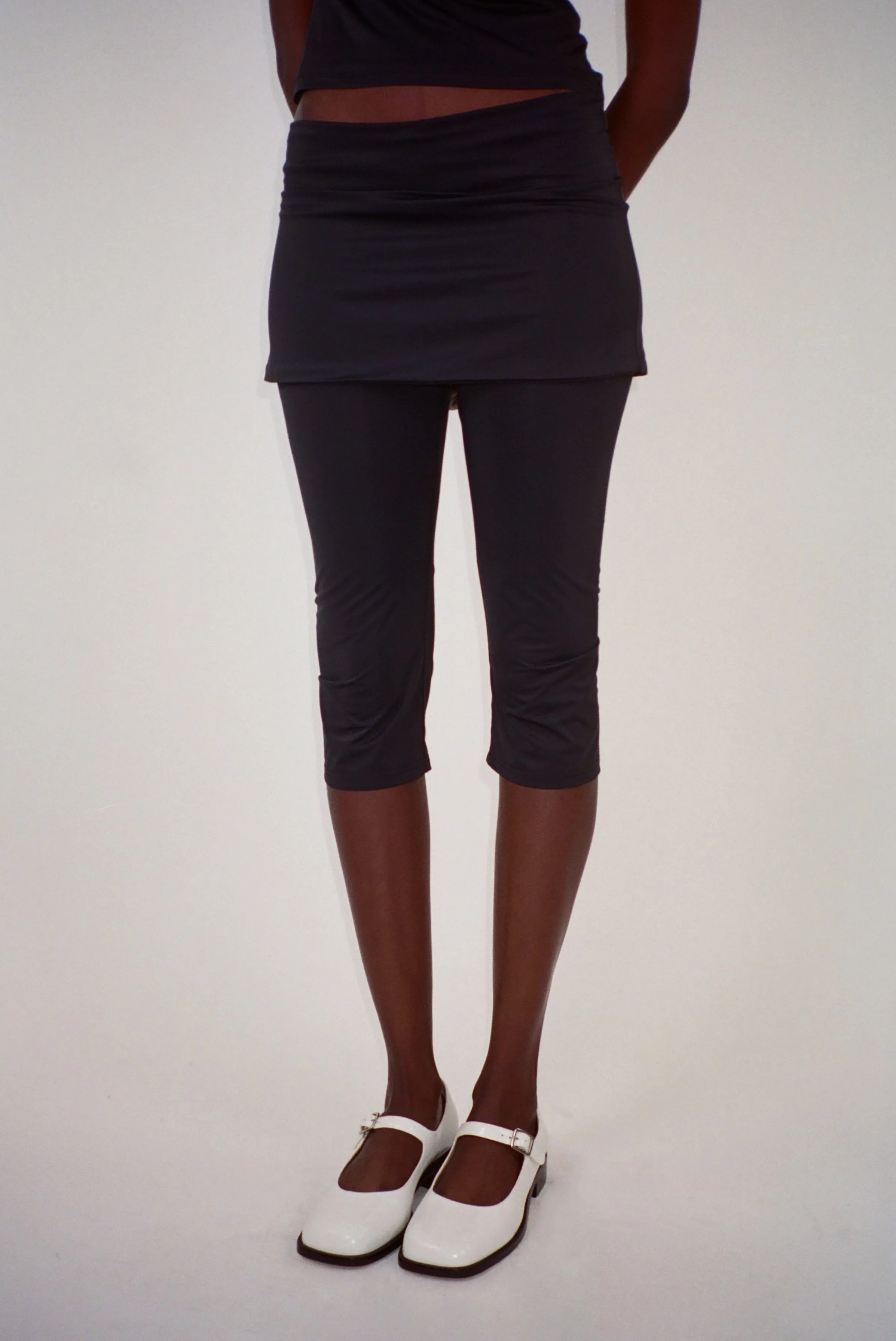 SOLOW CAPRI IN BLACK sold by Sandy Liang product image thumbnail 4