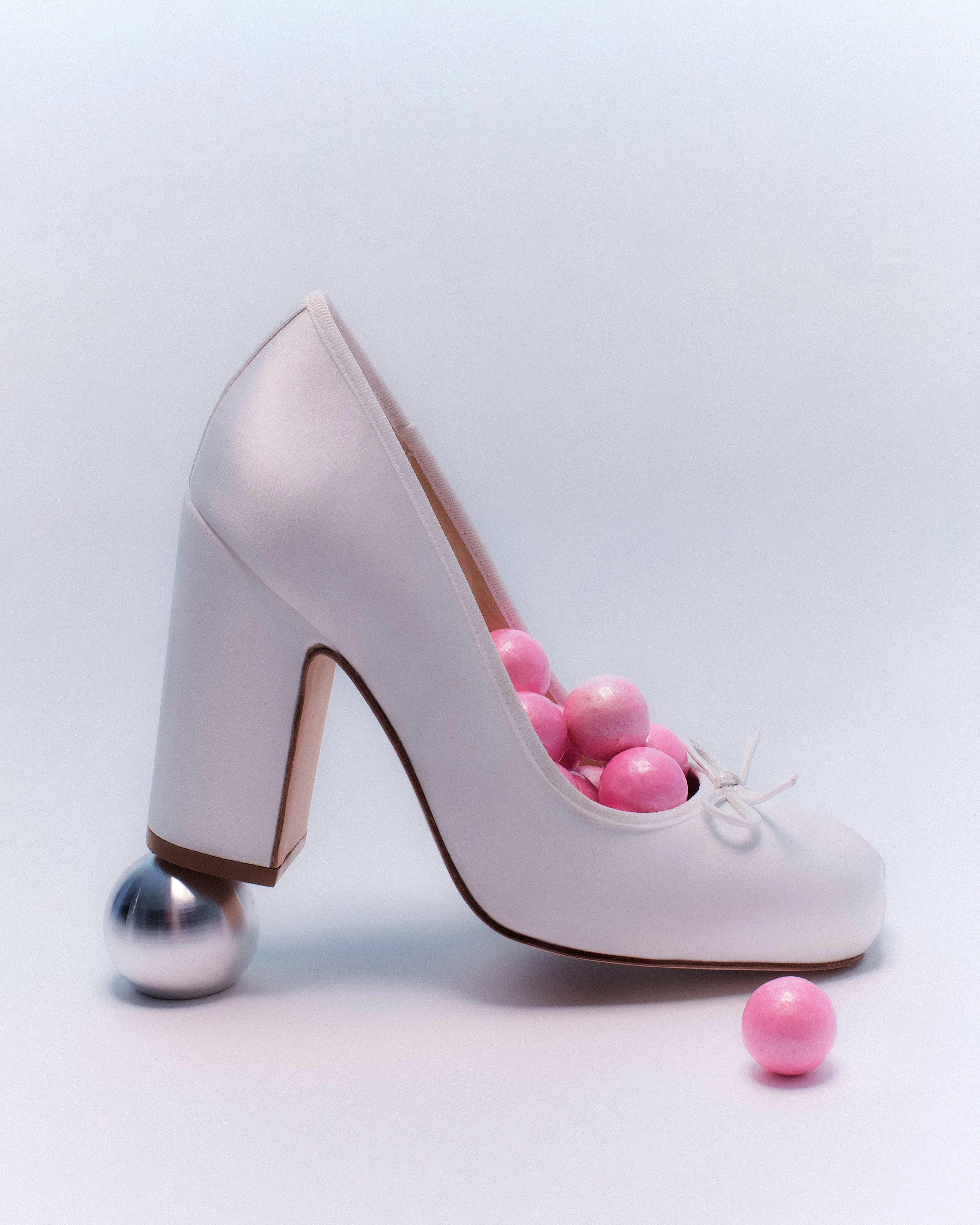 パンプス SATIN PUMPS 楽天市場】パンプス 黒 ポインテッドトゥ 痛くない 脱げない