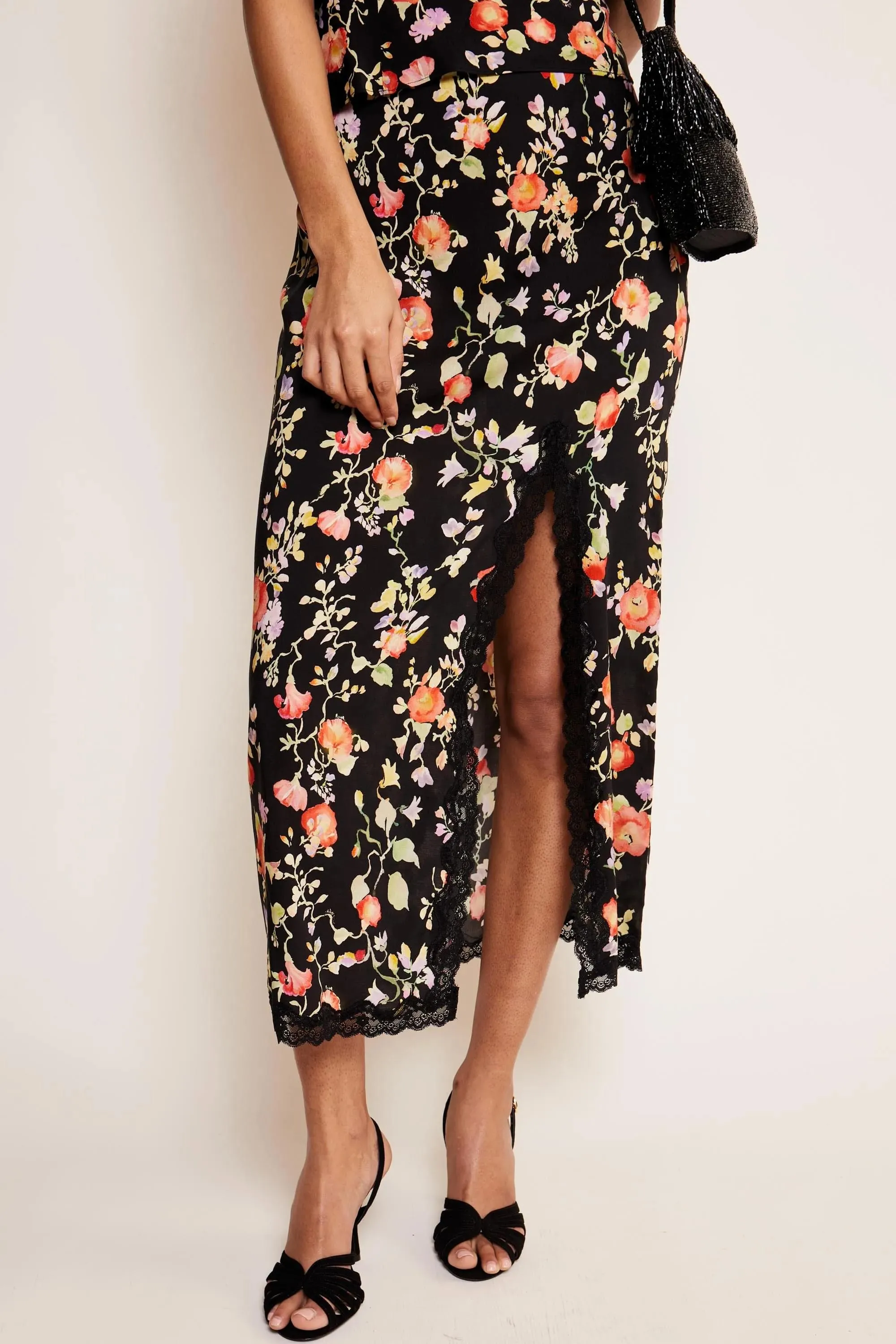 Sibilla - Waterblossom Black sold by RIXO