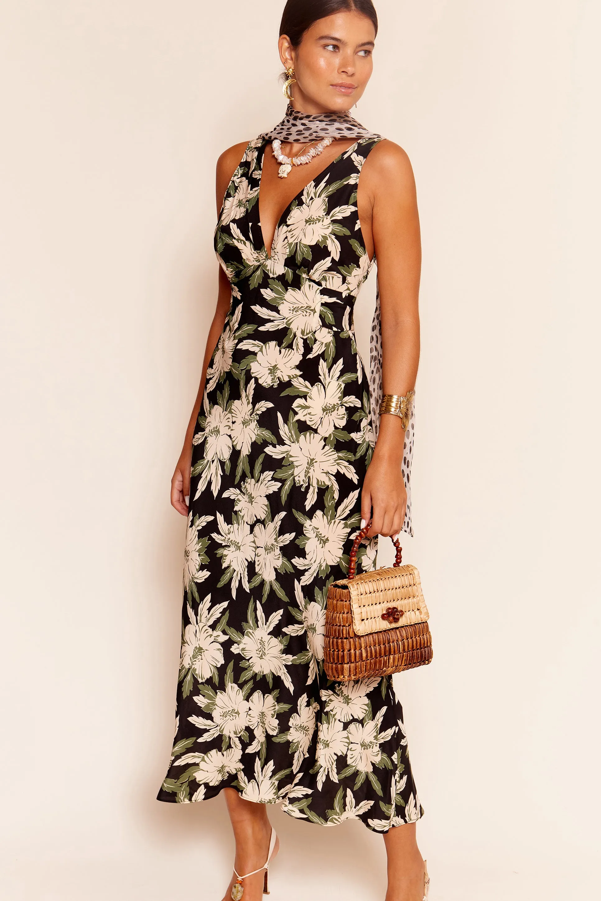 lauriane - hibiscus black sold by RIXO