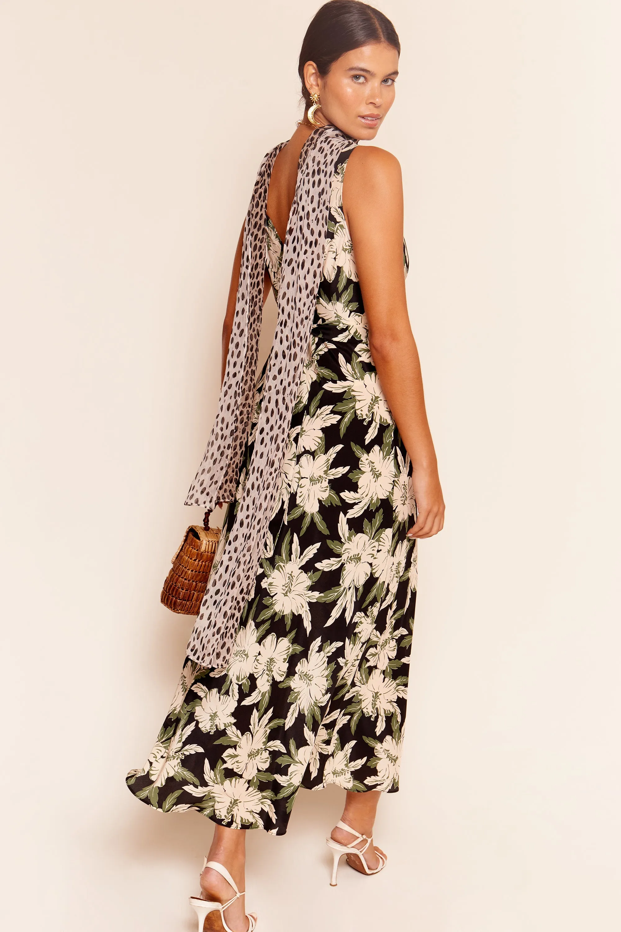 lauriane - hibiscus black sold by RIXO product image thumbnail 3