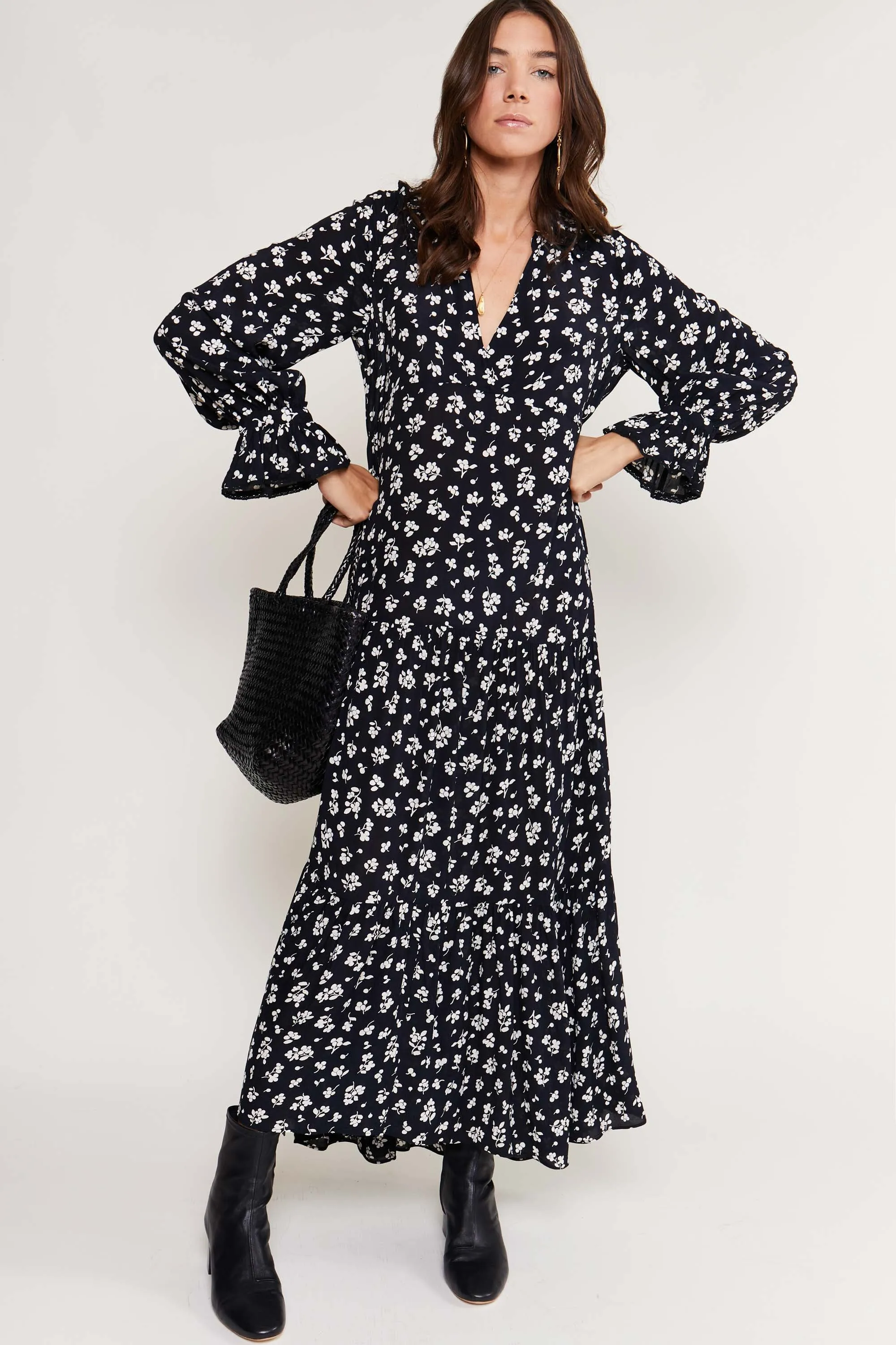 Mali - Easy Floral Navy sold by RIXO product image thumbnail 5