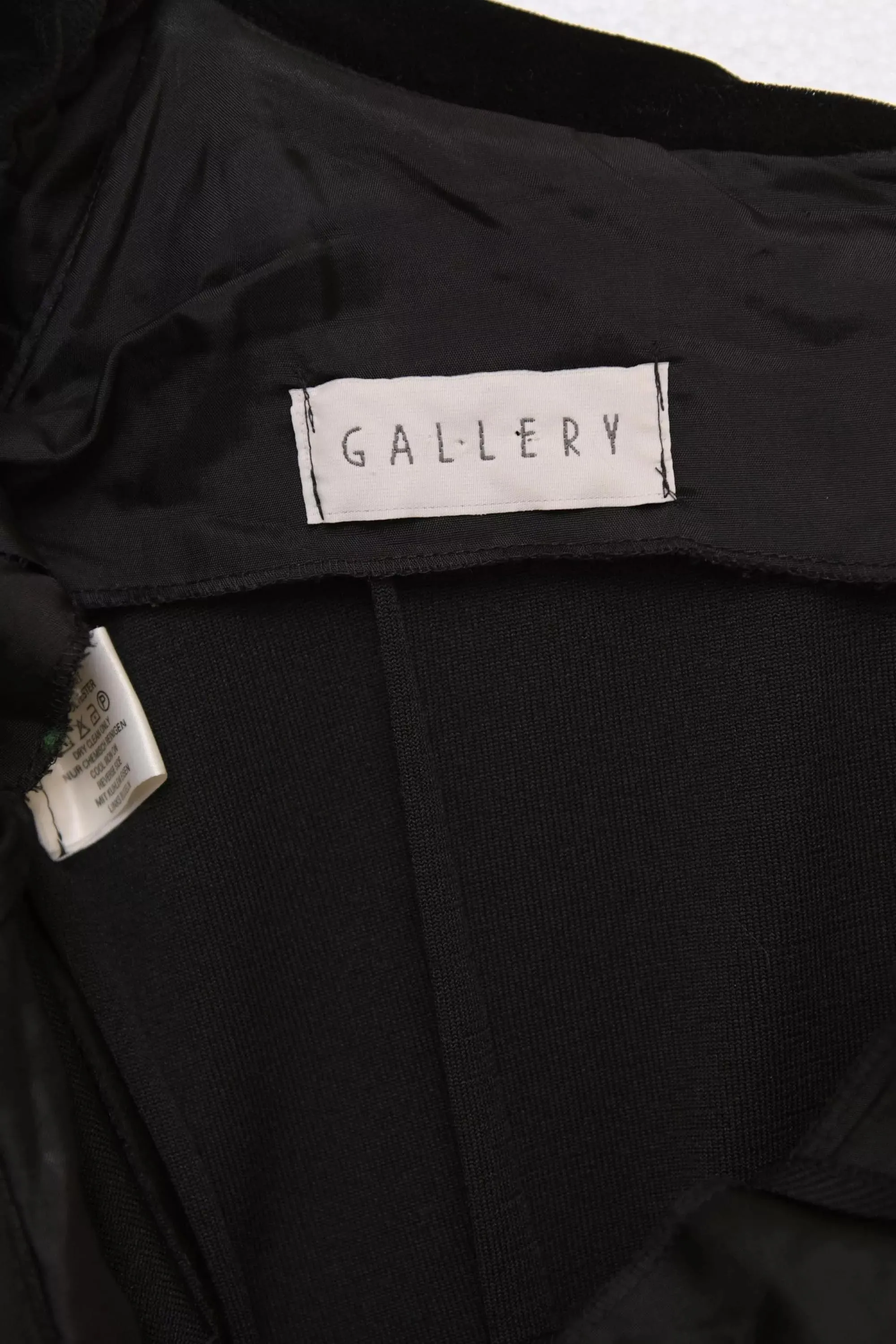 Vintage Dress - Black Rosette sold by RIXO product image thumbnail 4