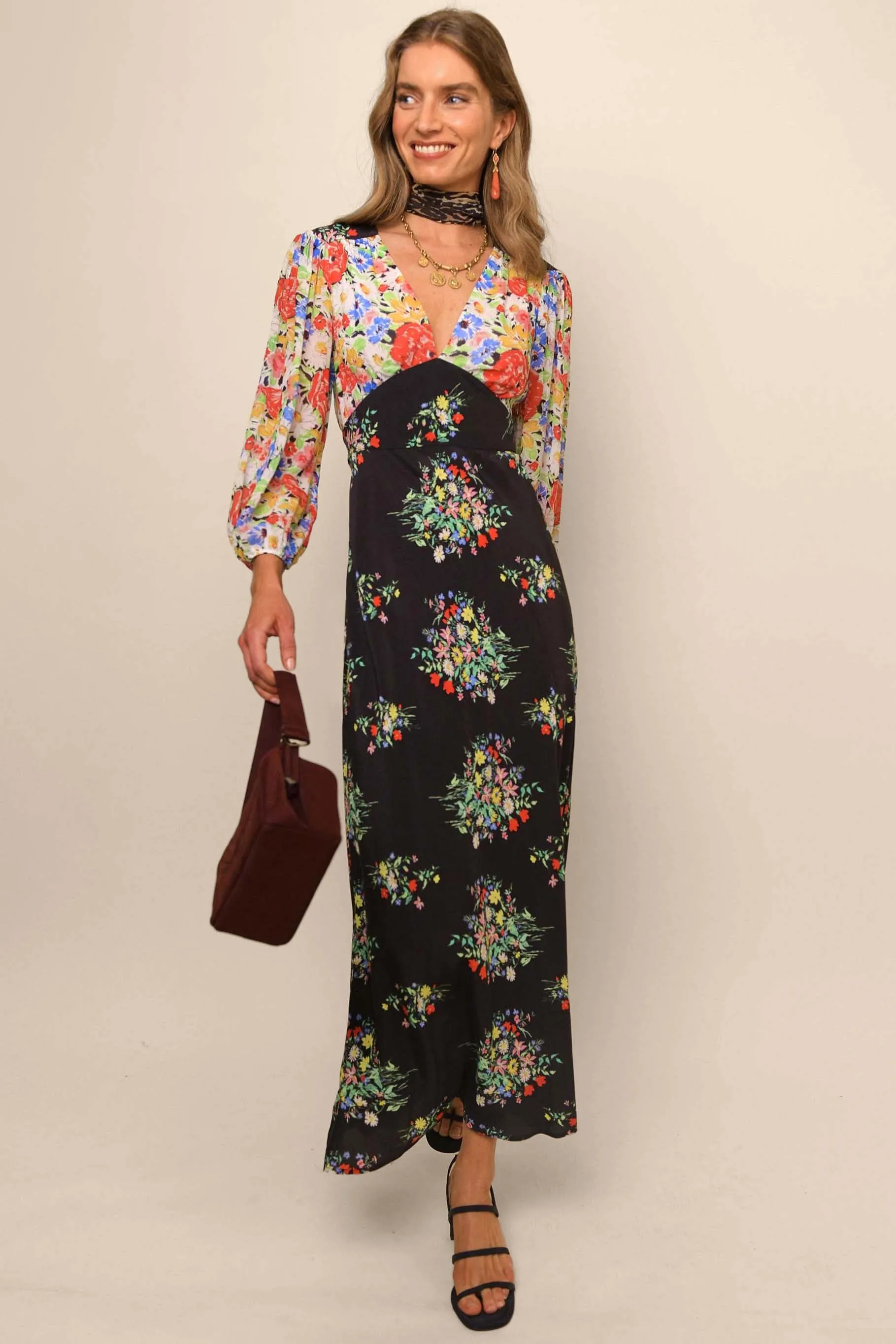 Kaila - Vintage Bunch Black sold by RIXO