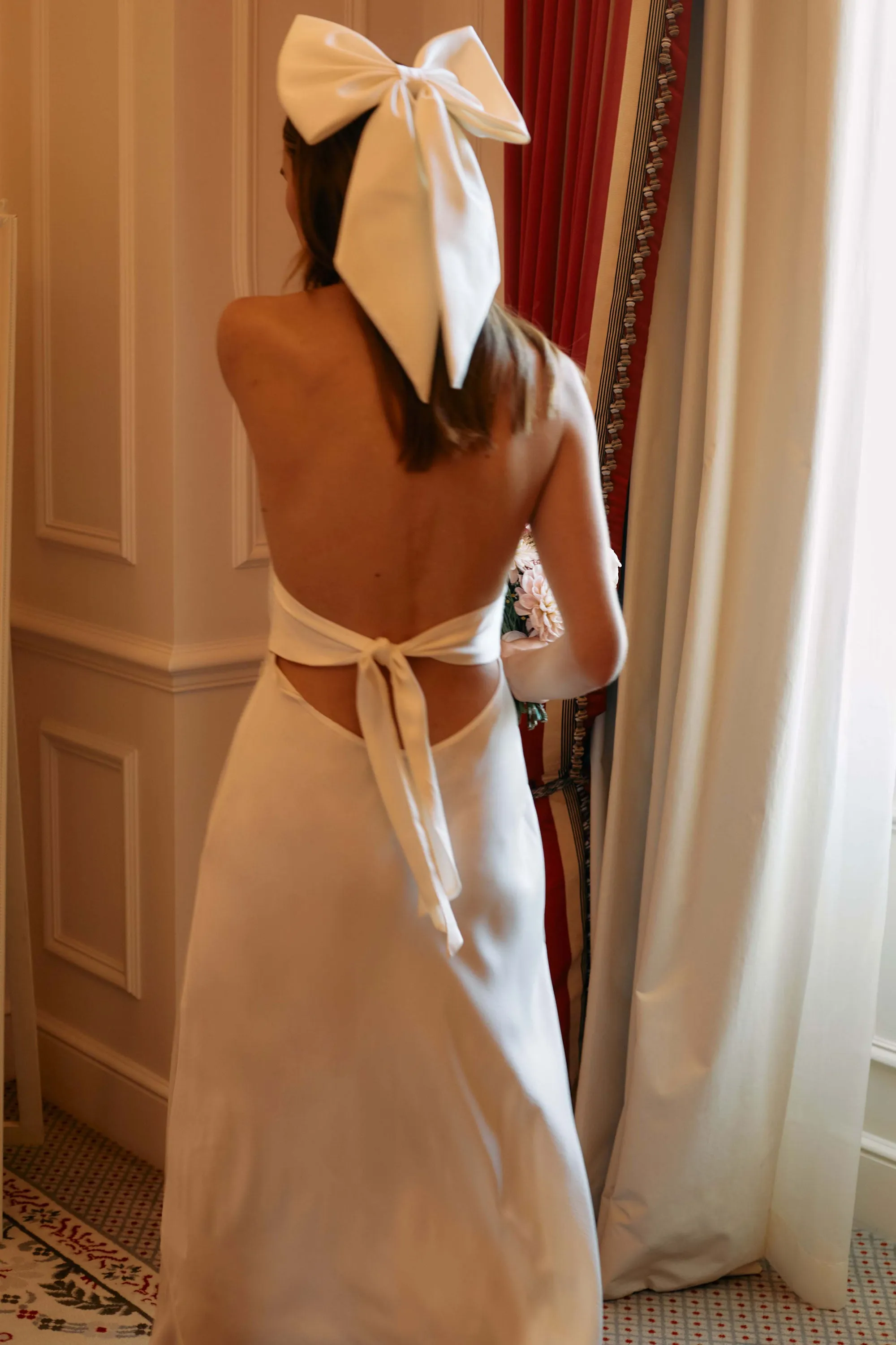 Crisi - Ivory sold by RIXO product image thumbnail 2