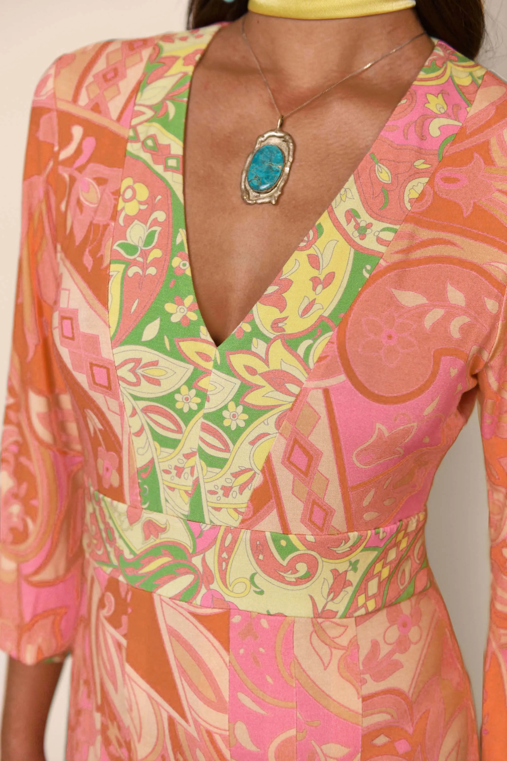 Caro - Paisley Peach sold by RIXO product image thumbnail 2