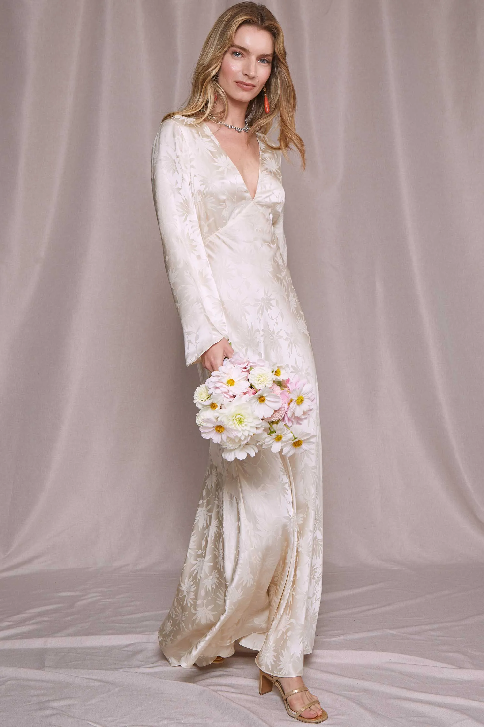 Rosabella - Daisy Ivory sold by RIXO product image thumbnail 5