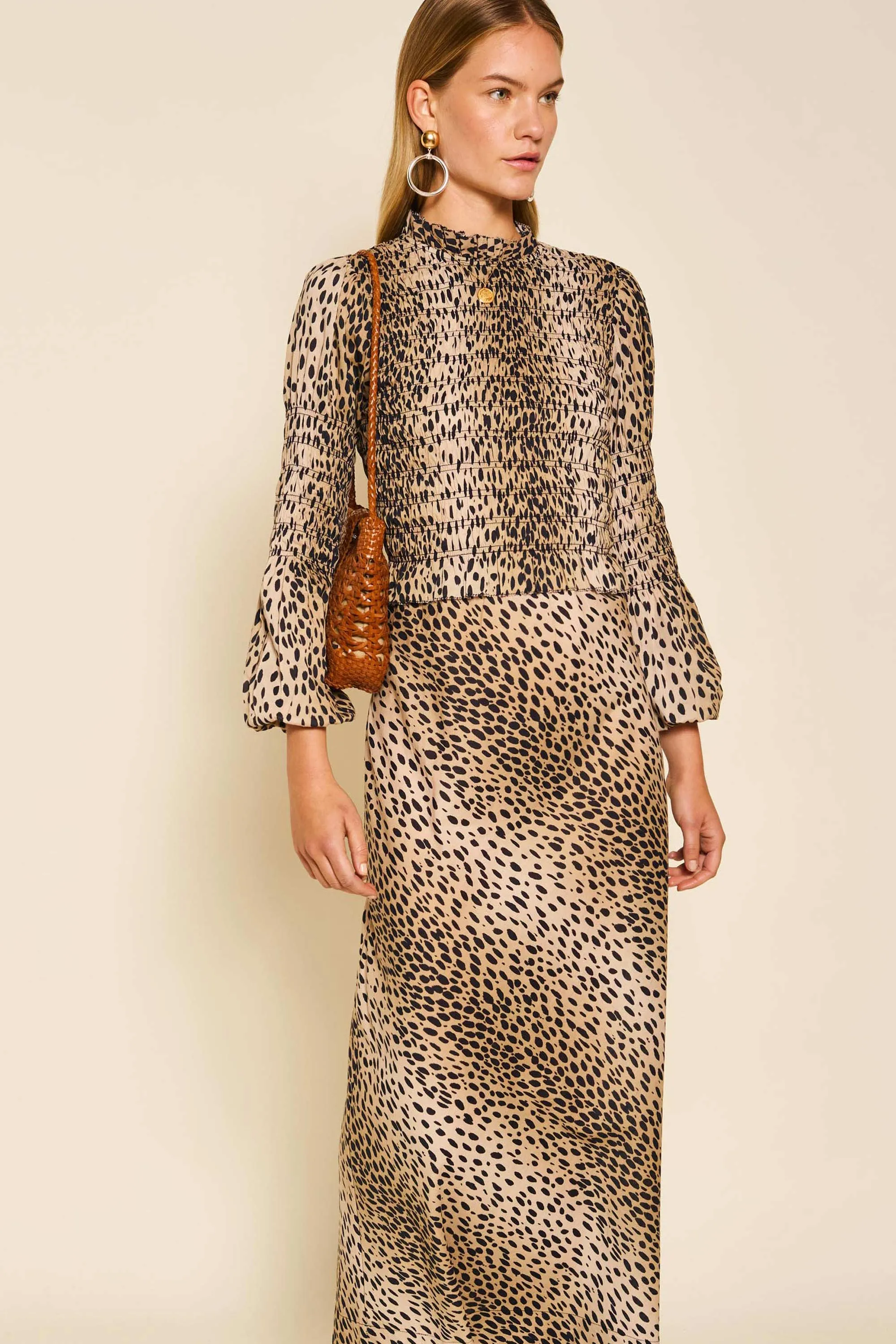 Zephyra - Antelope Spot Black sold by RIXO