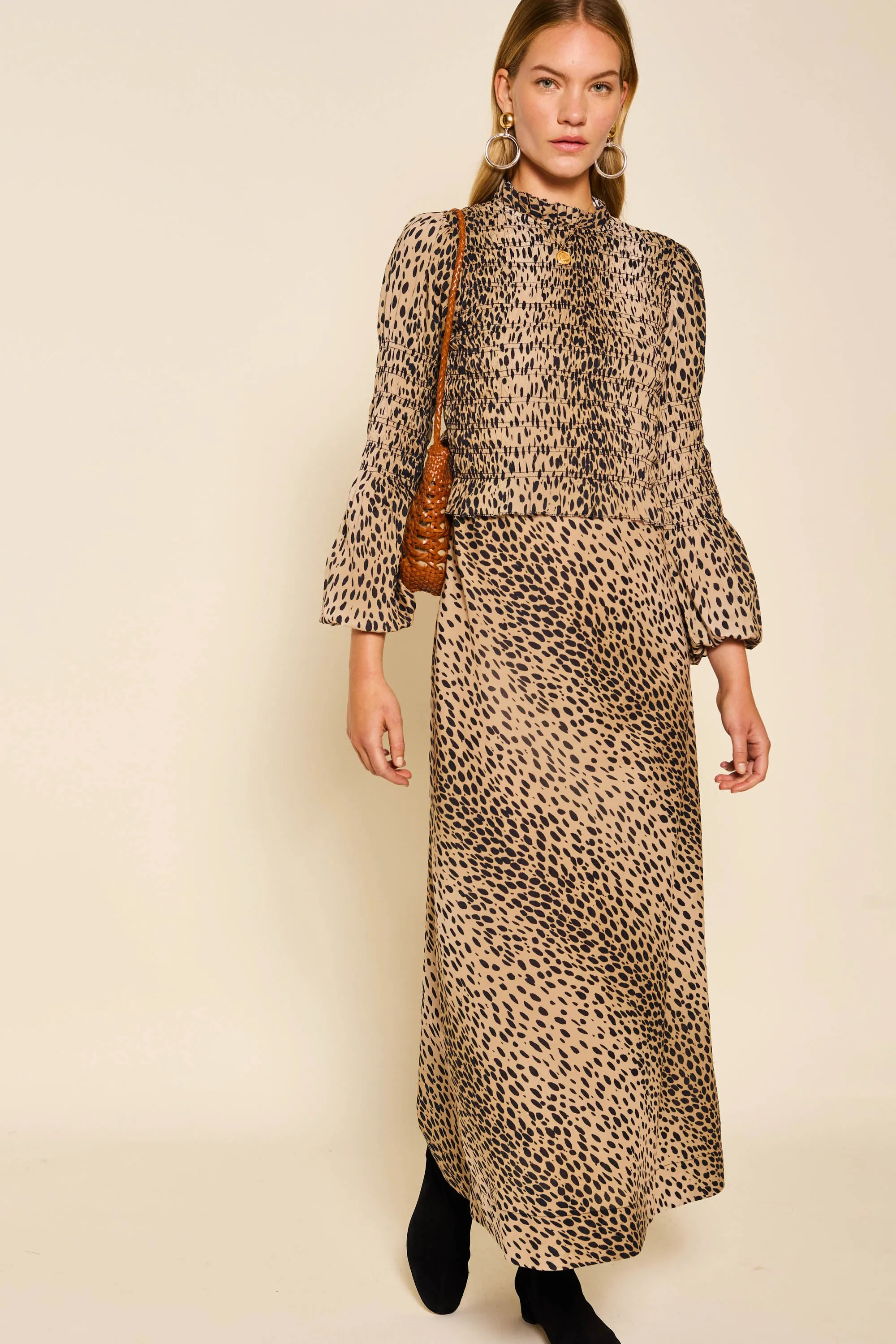 Zephyra - Antelope Spot Black sold by RIXO product image thumbnail 4