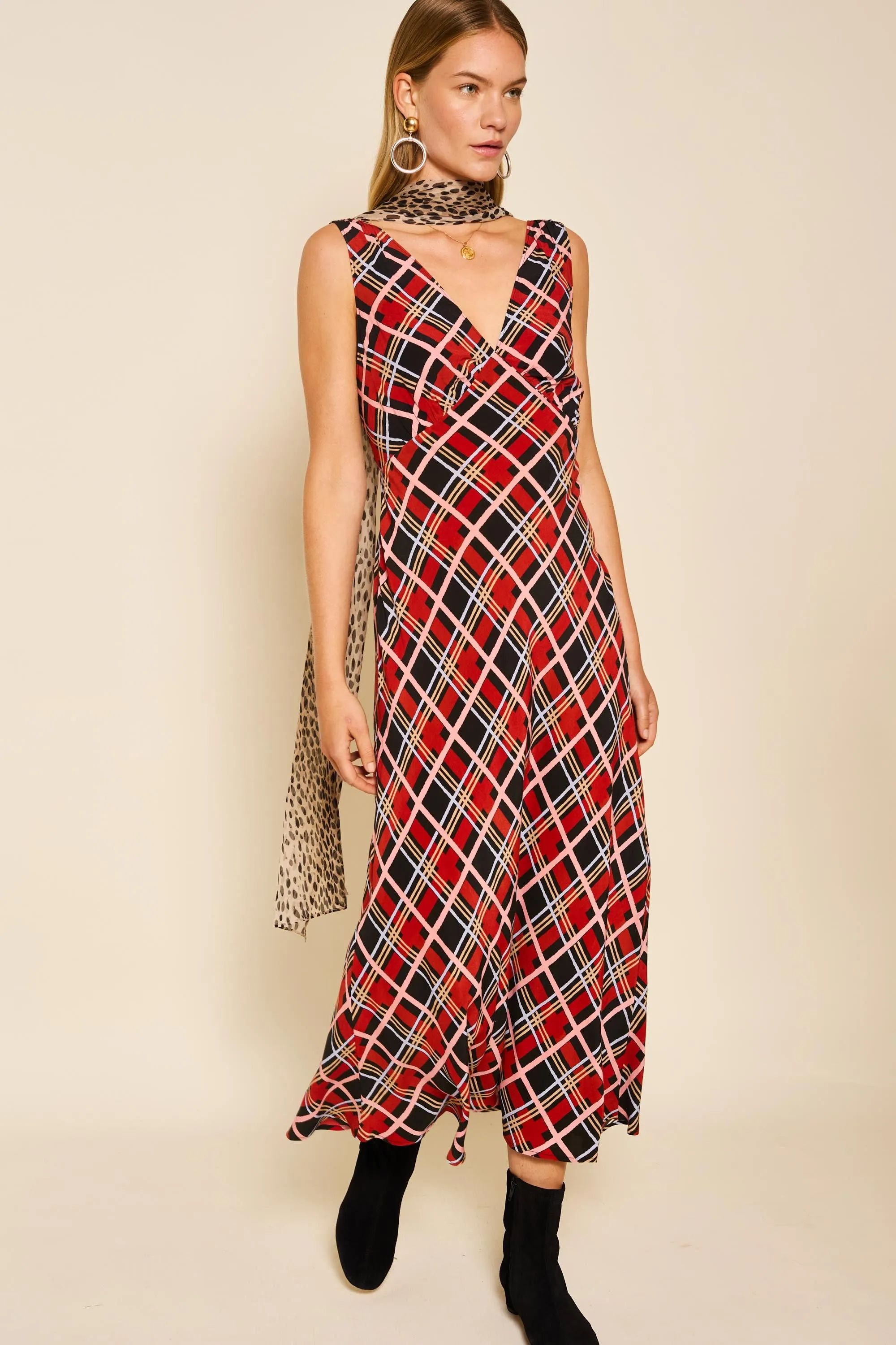 Sandrine - Painted Check Red sold by RIXO product image thumbnail 5