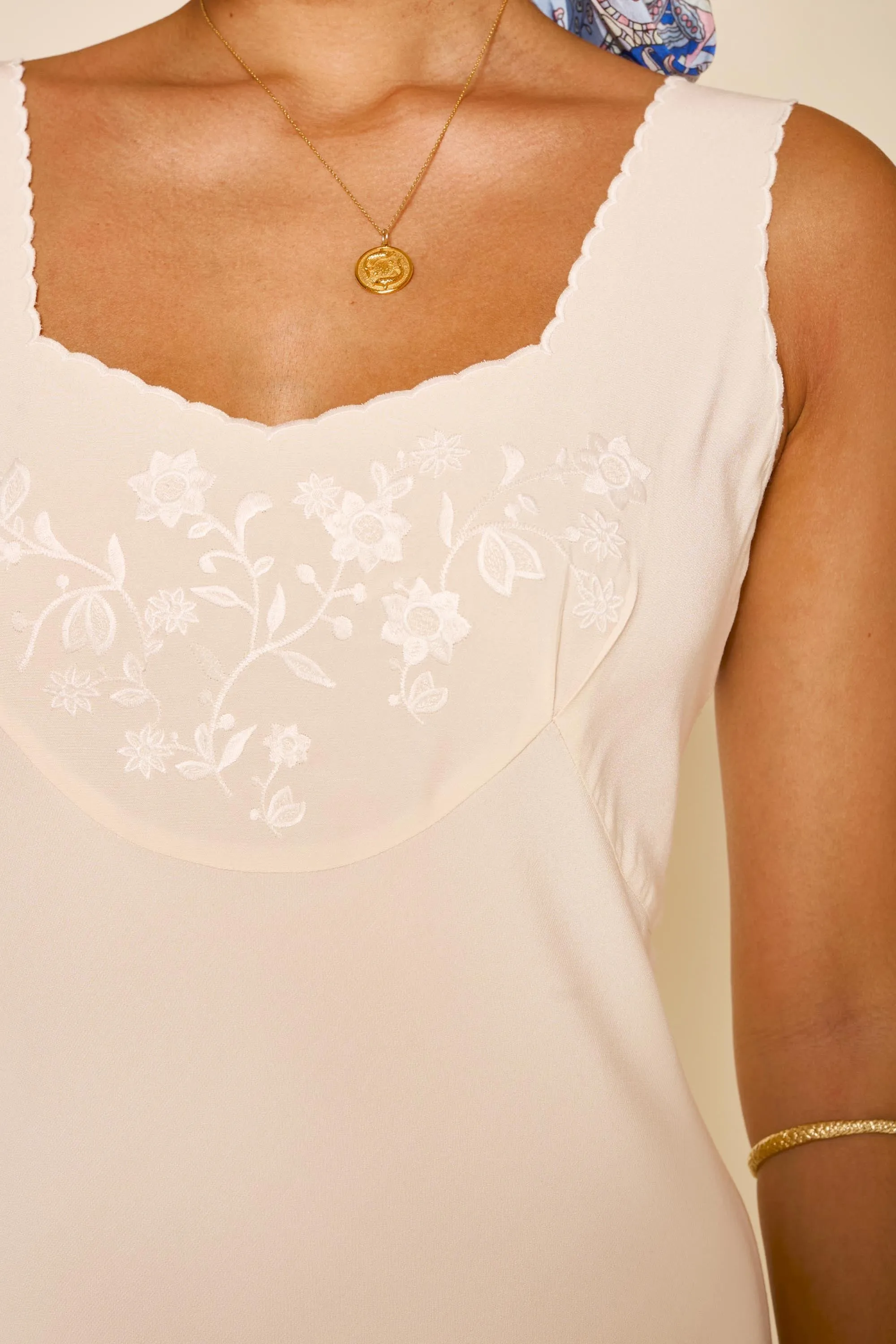 Carnation - Buttermilk sold by RIXO product image thumbnail 2