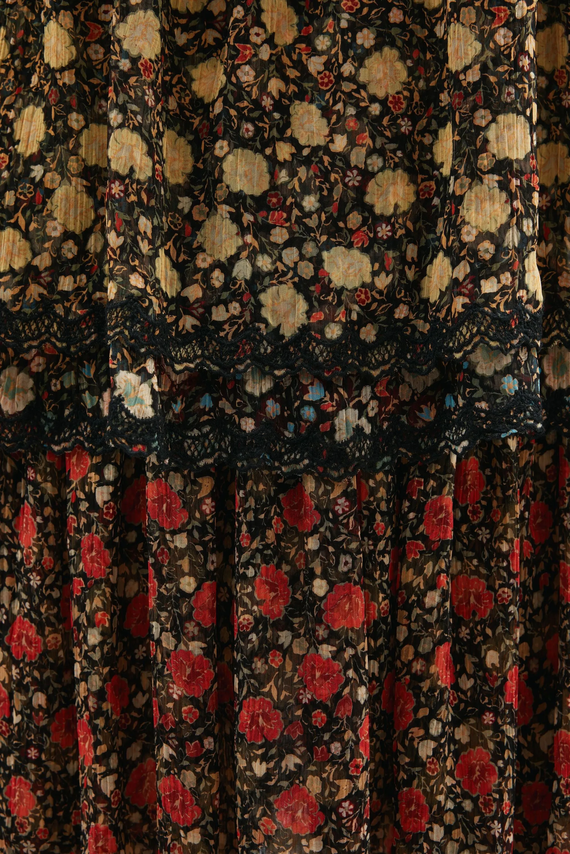 Leilani  -  Eva Floral Mix Black sold by RIXO product image thumbnail 4