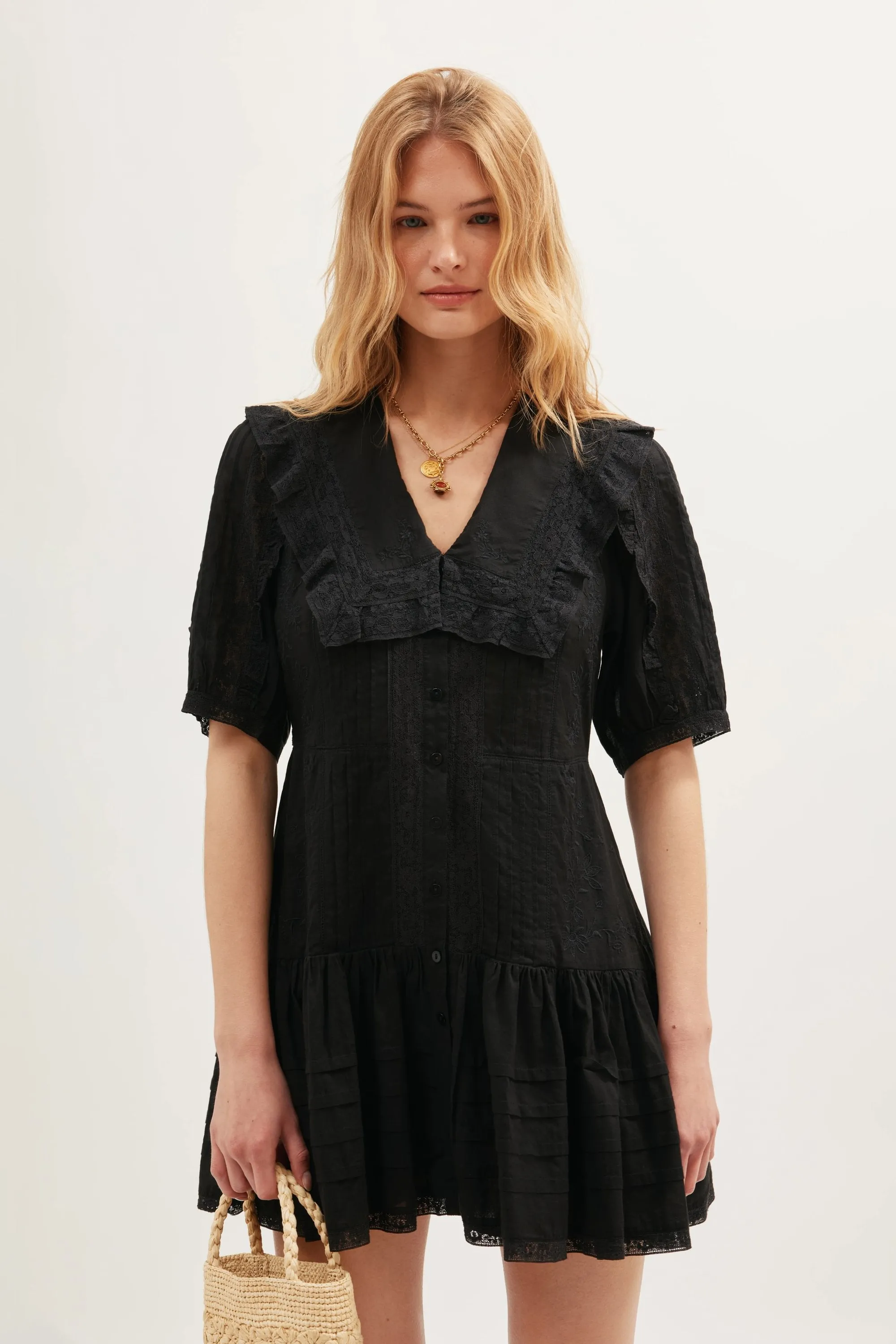 Dove - Pansy Embroidery Black sold by RIXO product image thumbnail 4