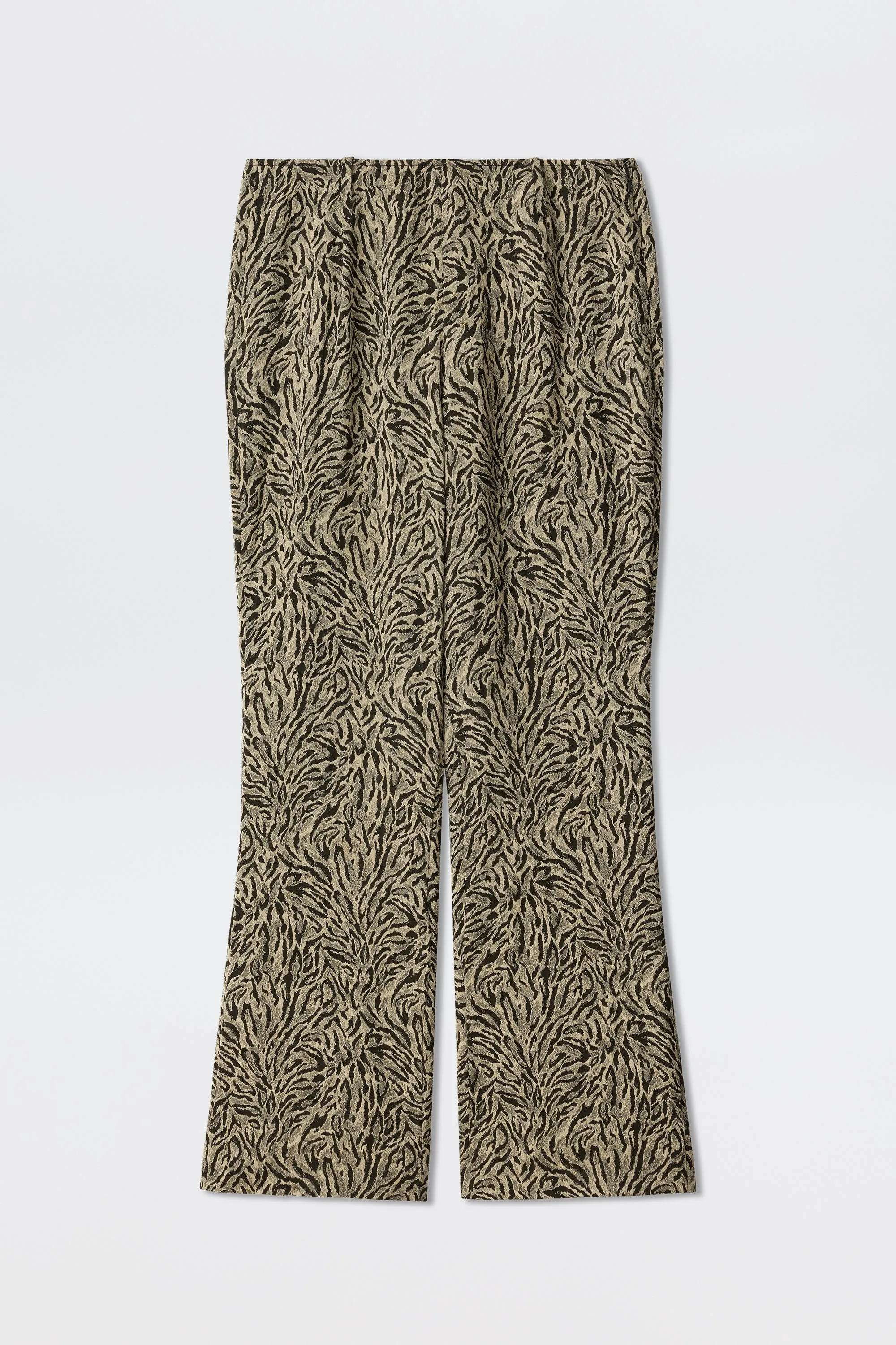 Olwen - Sun Leo Tan sold by RIXO product image thumbnail 5