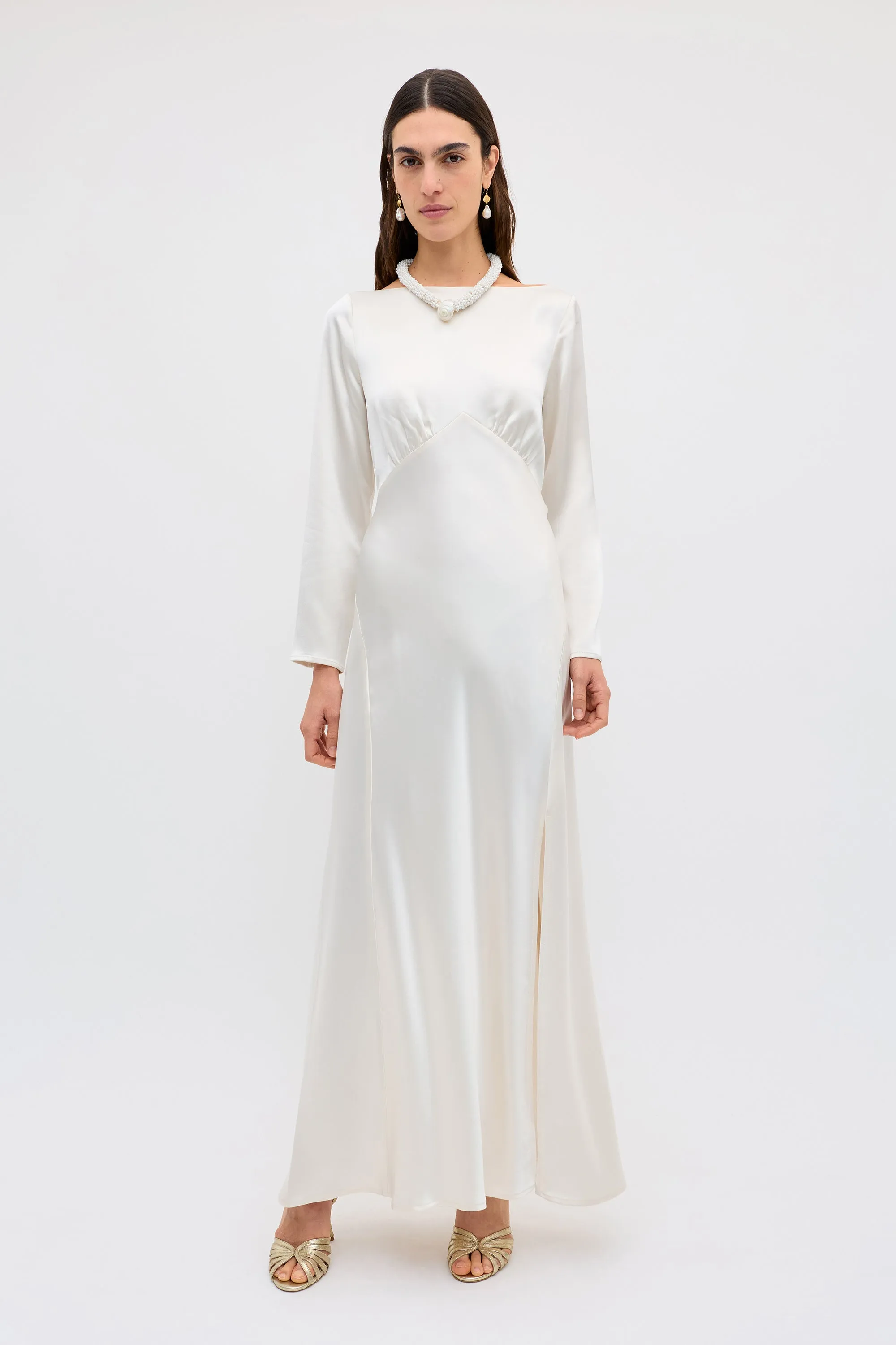 Devina - Pearl sold by RIXO