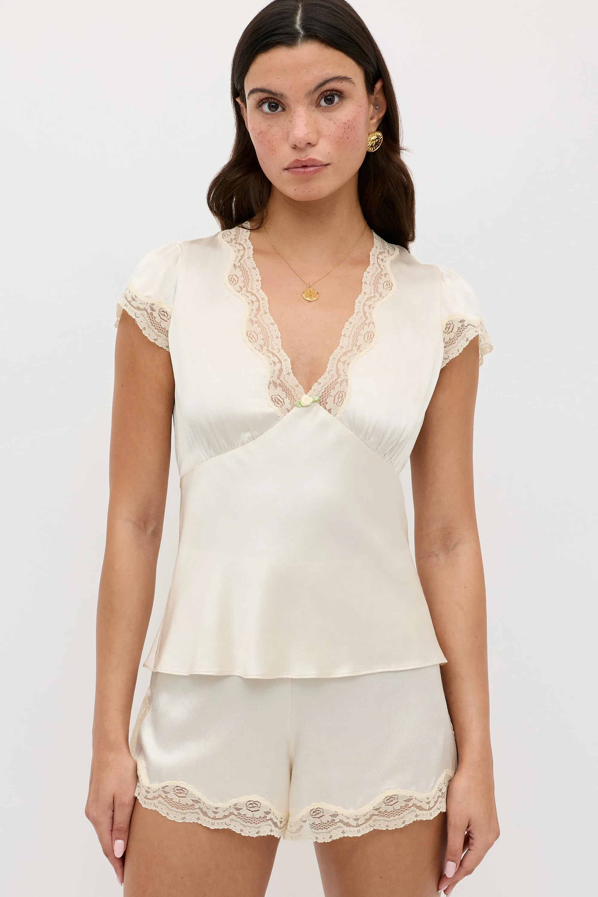 Lealia - Champagne sold by RIXO