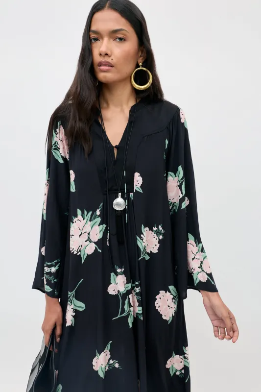 Lucilla - Peonies Scatter Black made by RIXO