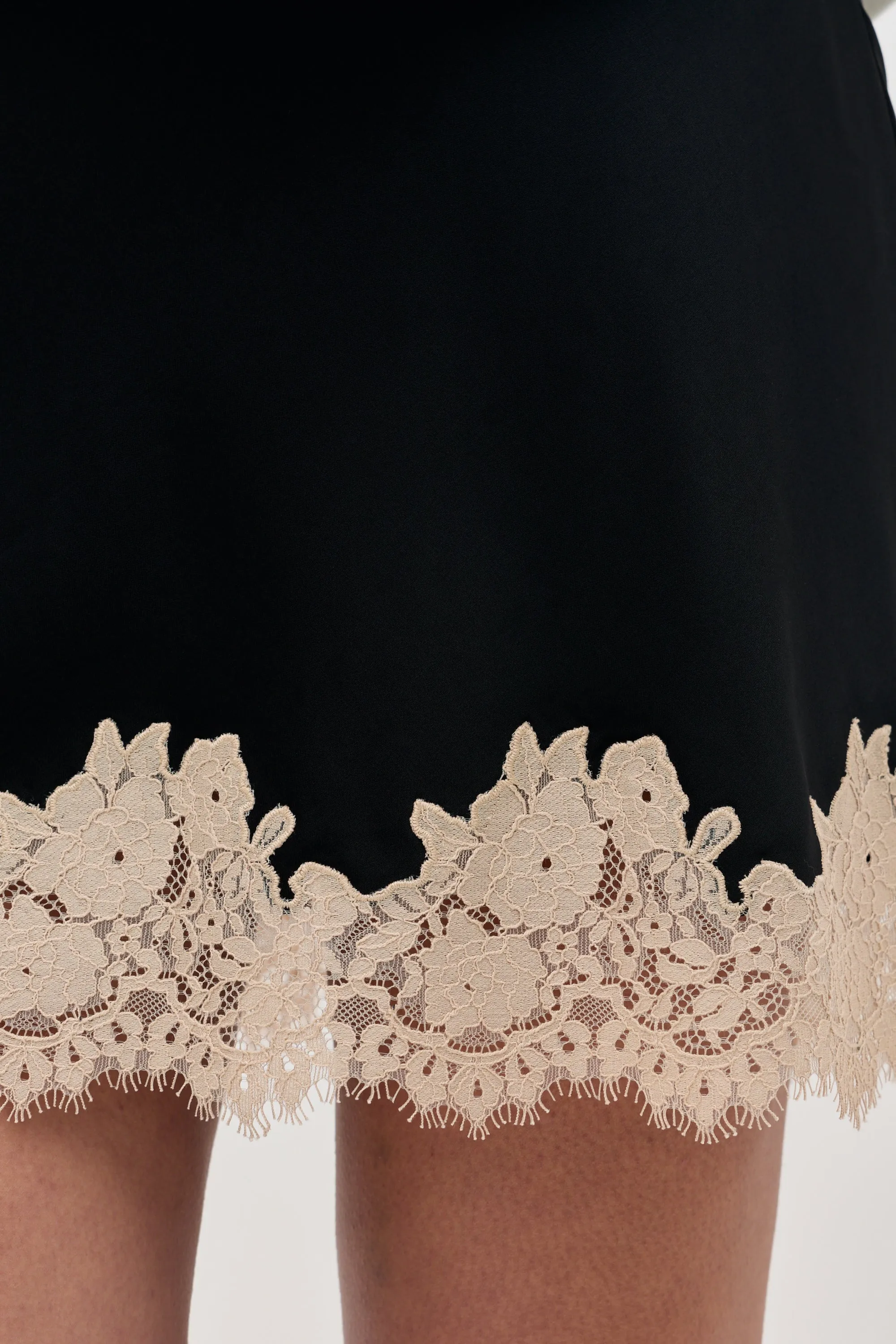 Ariah - Black sold by RIXO product image thumbnail 3