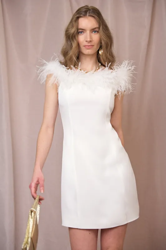 Lena - Feathers Ivory sold by RIXO