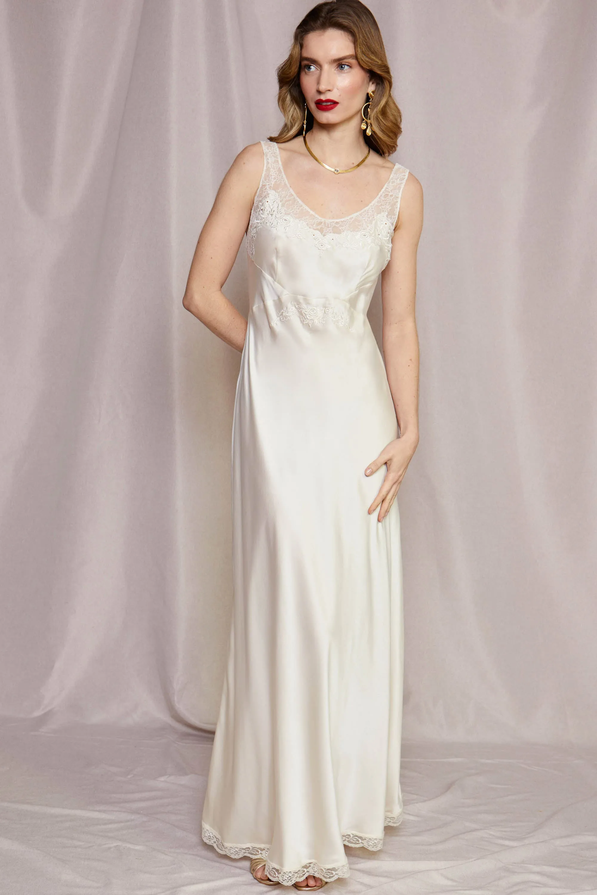 Aurele - Champagne sold by RIXO product image thumbnail 3