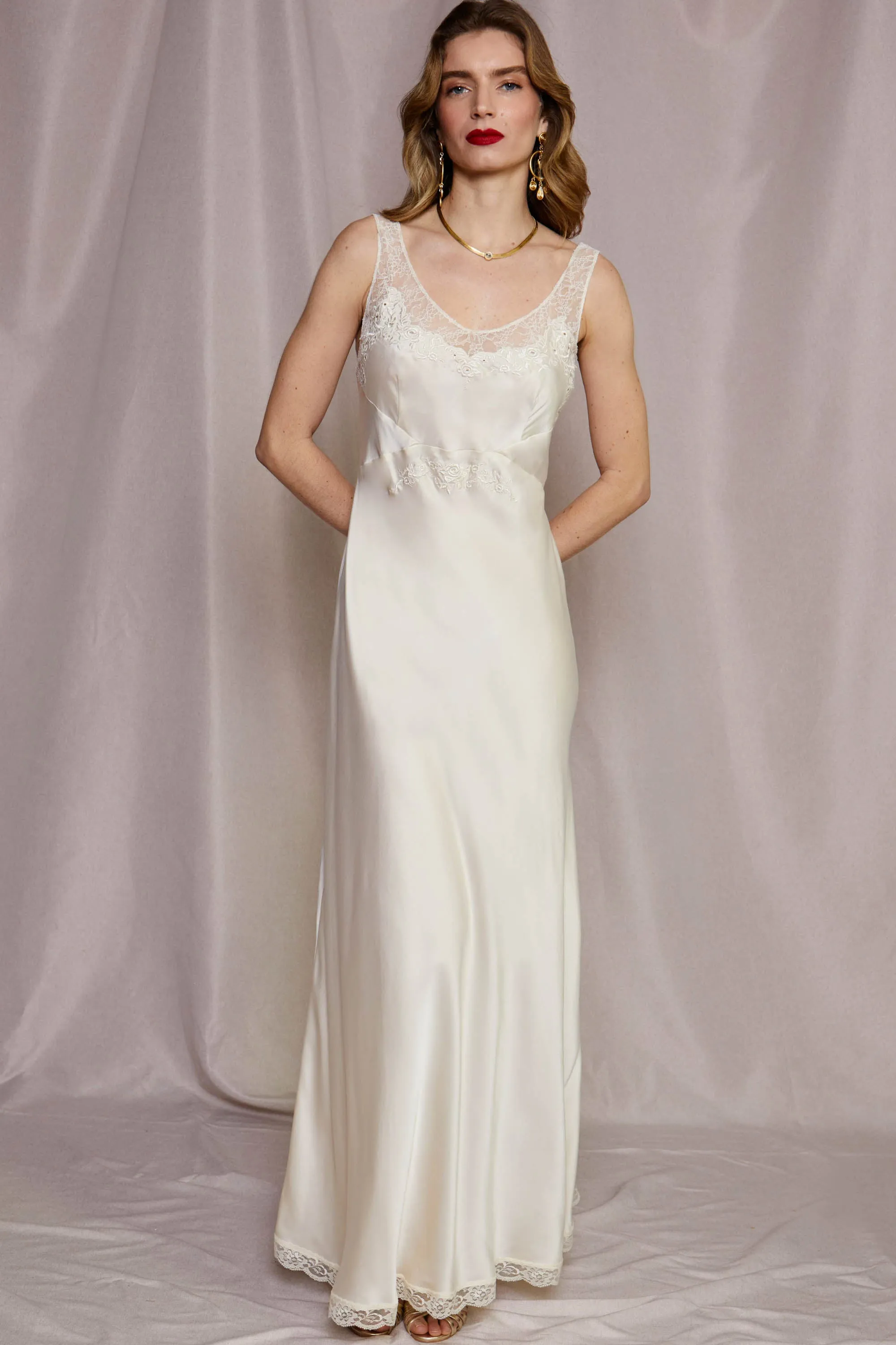 Aurele - Champagne sold by RIXO product image thumbnail 4