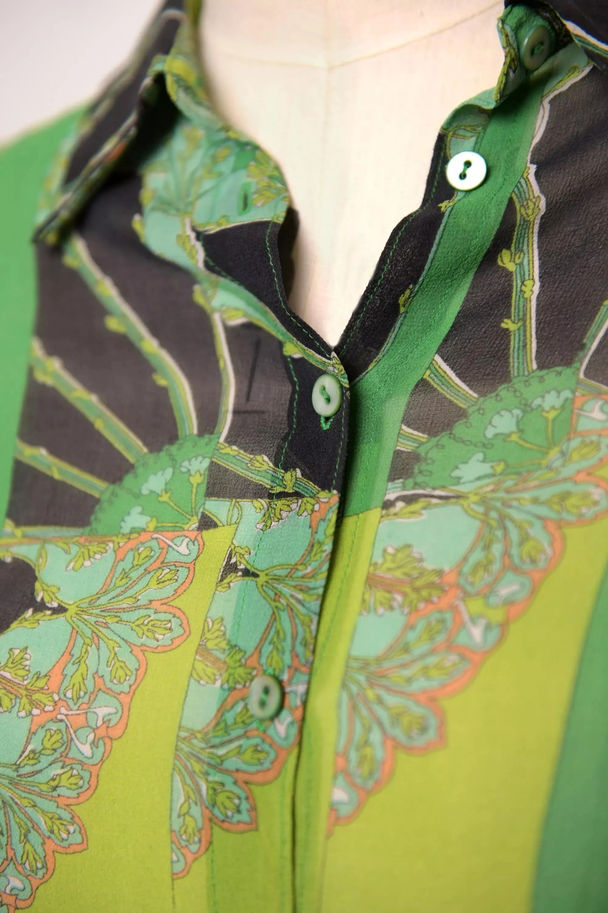 Vintage Top - Green sold by RIXO product image thumbnail 2