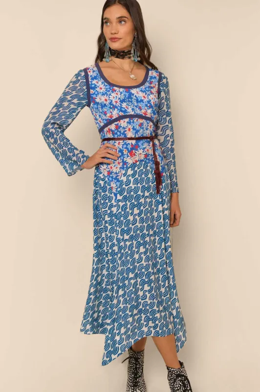 Harmony - Blue Daisy Mix sold by RIXO