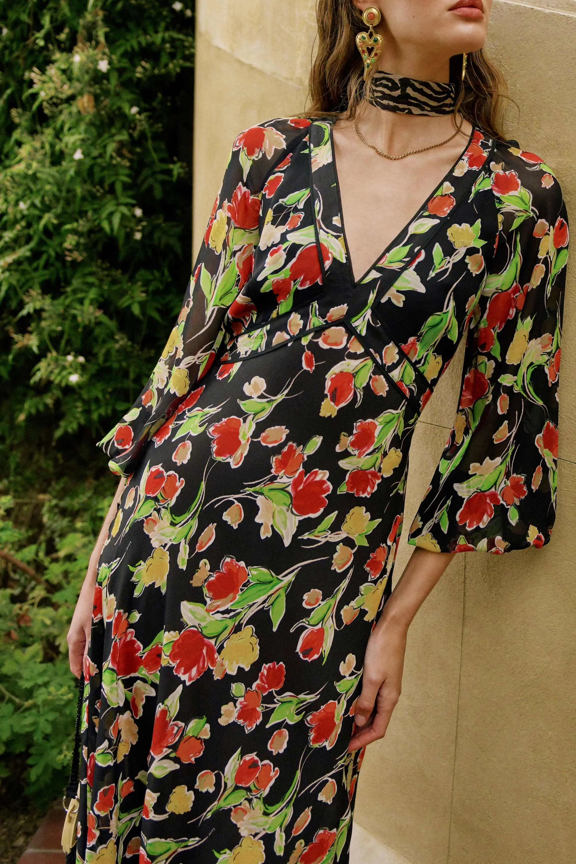 Ayla - Floral Black sold by RIXO product image thumbnail 2