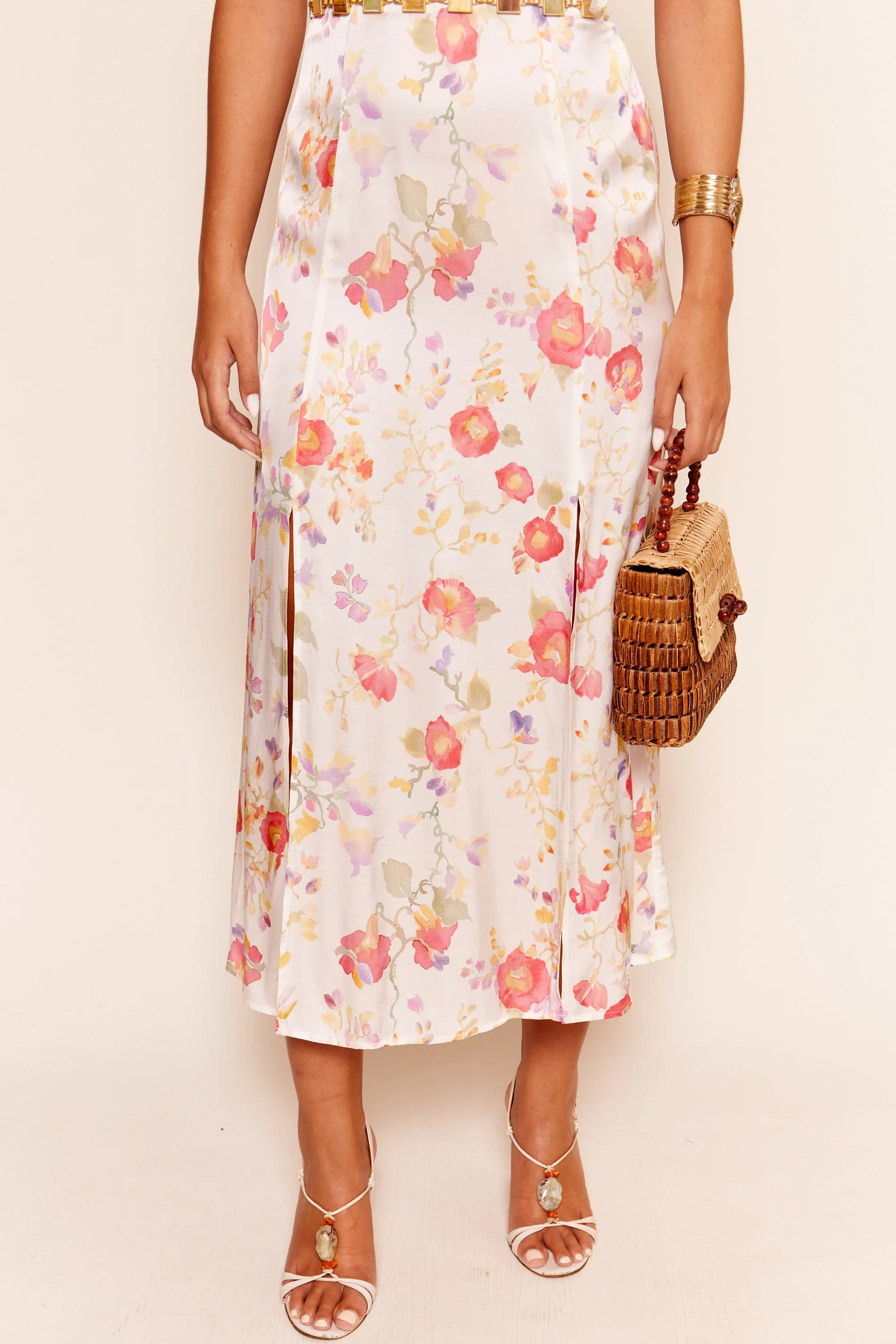 Valerie - Waterblossom Ivory sold by RIXO product image thumbnail 4