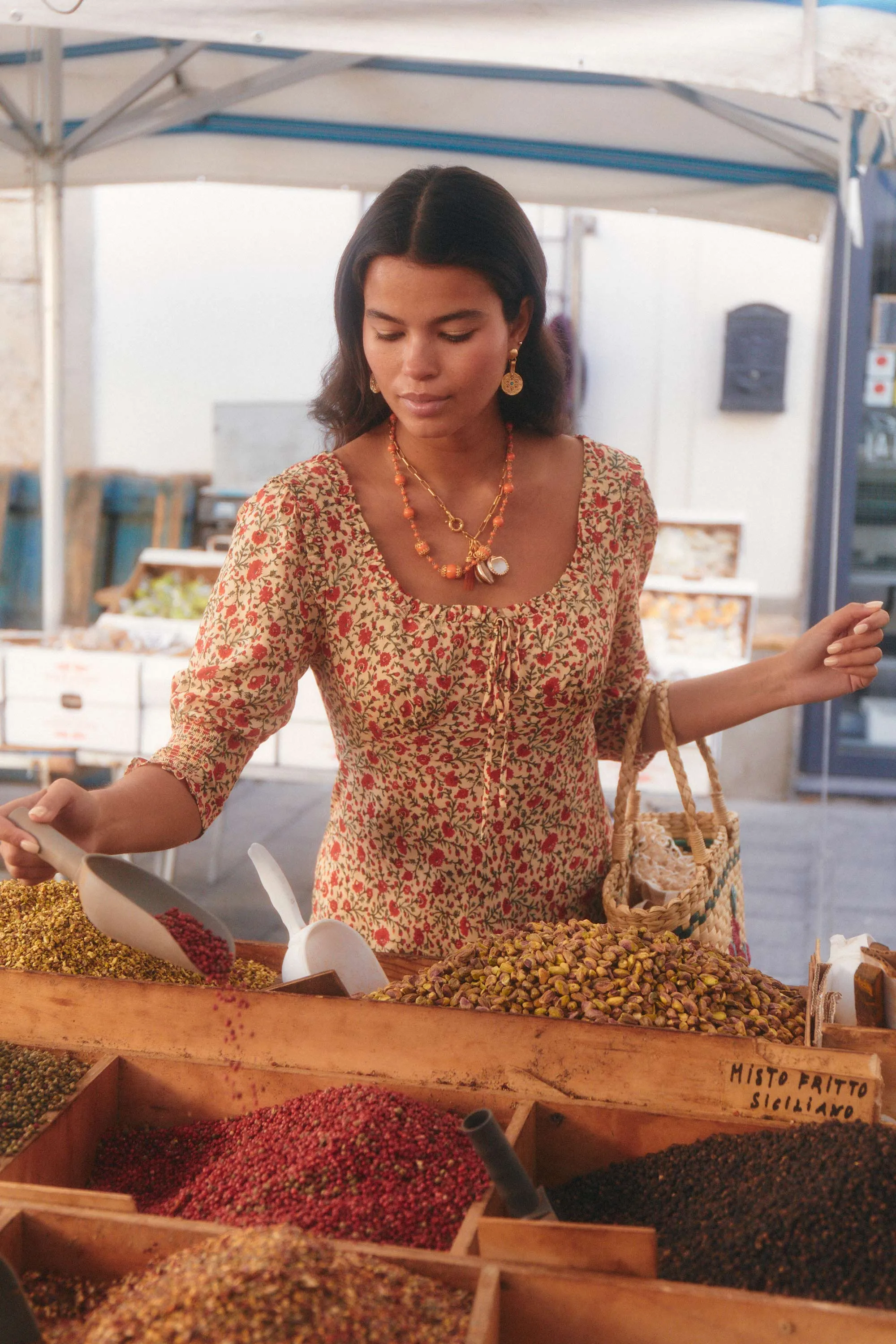 Sathya - Ditsy Trail Cream sold by RIXO product image thumbnail 3