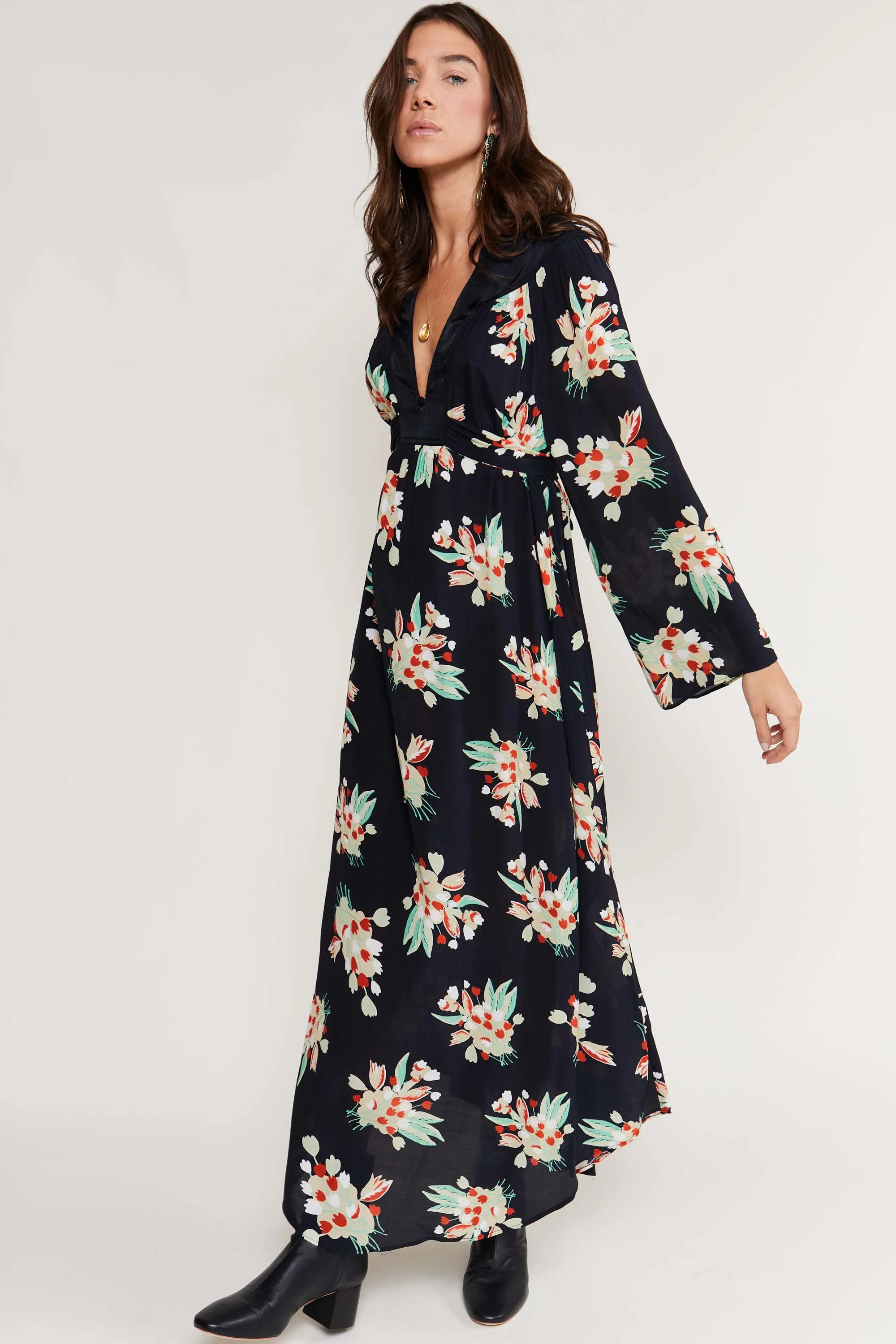 Anela - Tulip Cloud Black sold by RIXO product image thumbnail 4