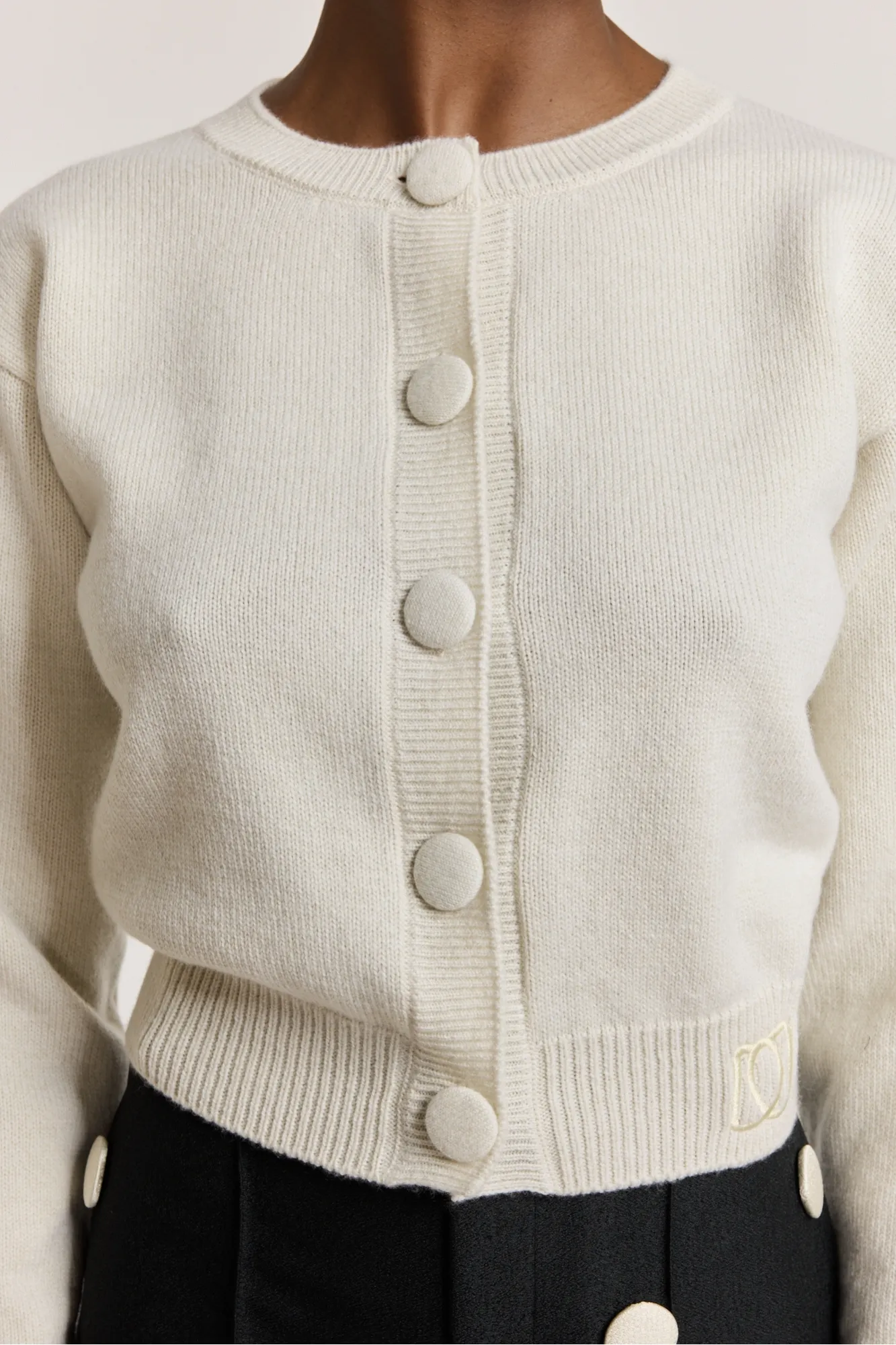 Off-white buttoned cropped cardigan sold by DESTREE product image thumbnail 3
