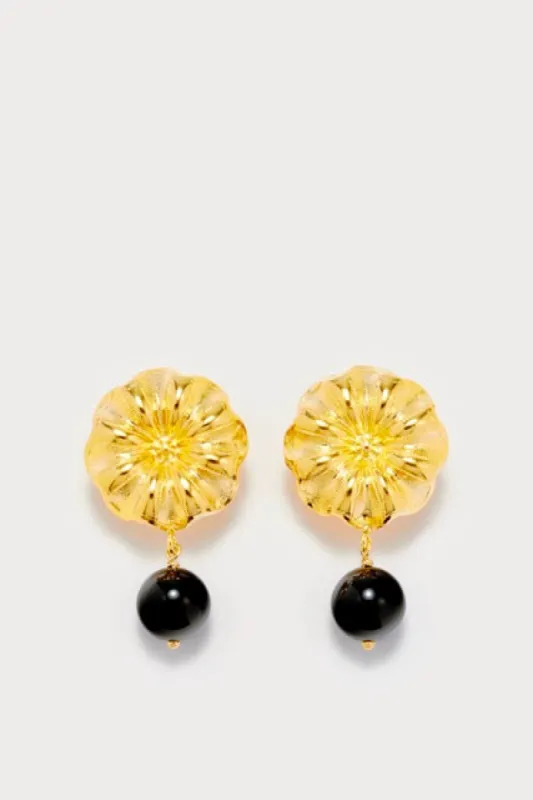 Black pearl earrings sold by DESTREE