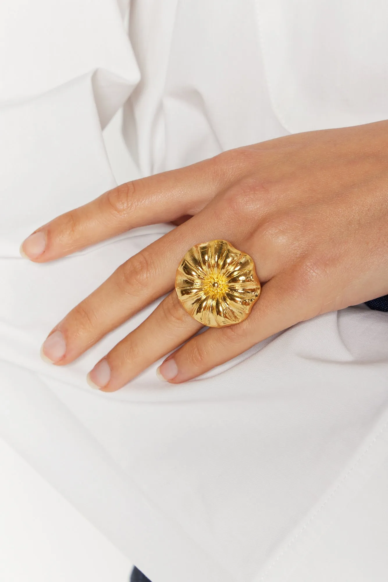 LOUISE DAISY GOLD sold by DESTREE product image thumbnail 3