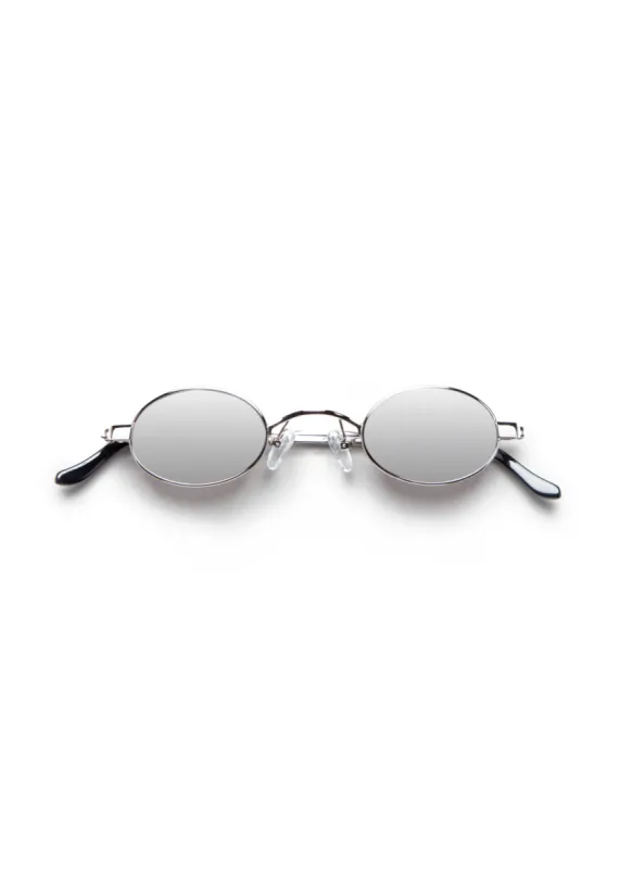 SILVER DORIS sold by Roberi & Fraud