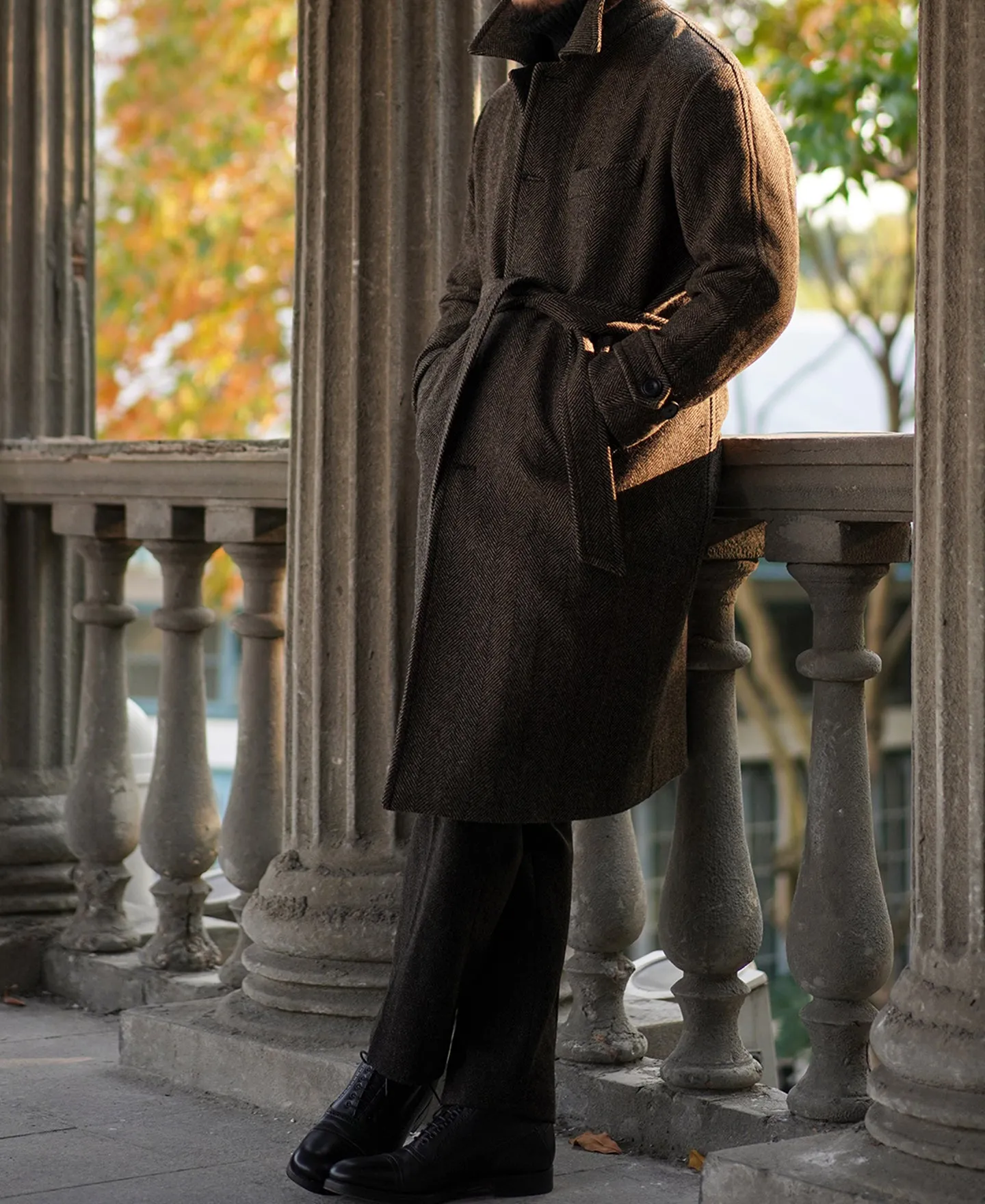 1920s Brown Herringbone Tweed Balmacaan Coat sold by Older Best product image thumbnail 3