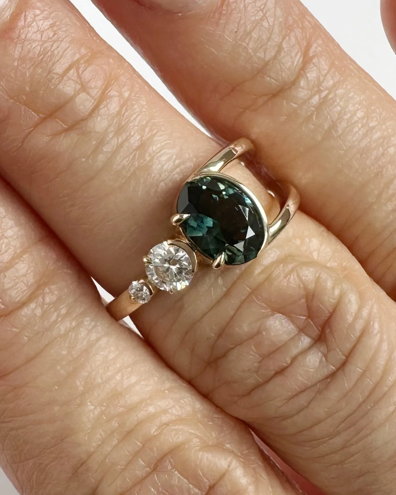 Bright Ring Green Sapphire Gemstone sold by Bliss Lau product image thumbnail 2