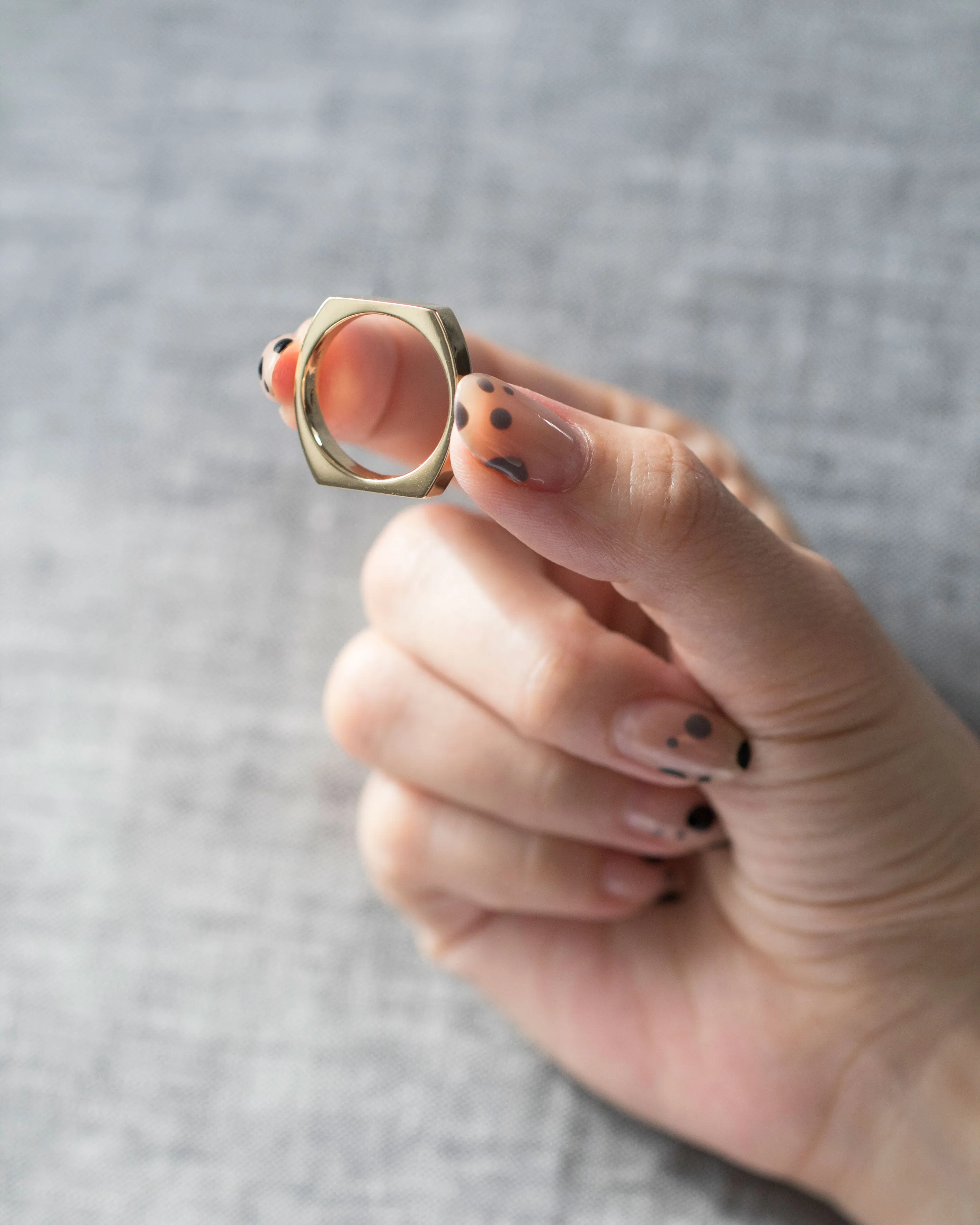 Rational V Band sold by Bliss Lau product image thumbnail 4