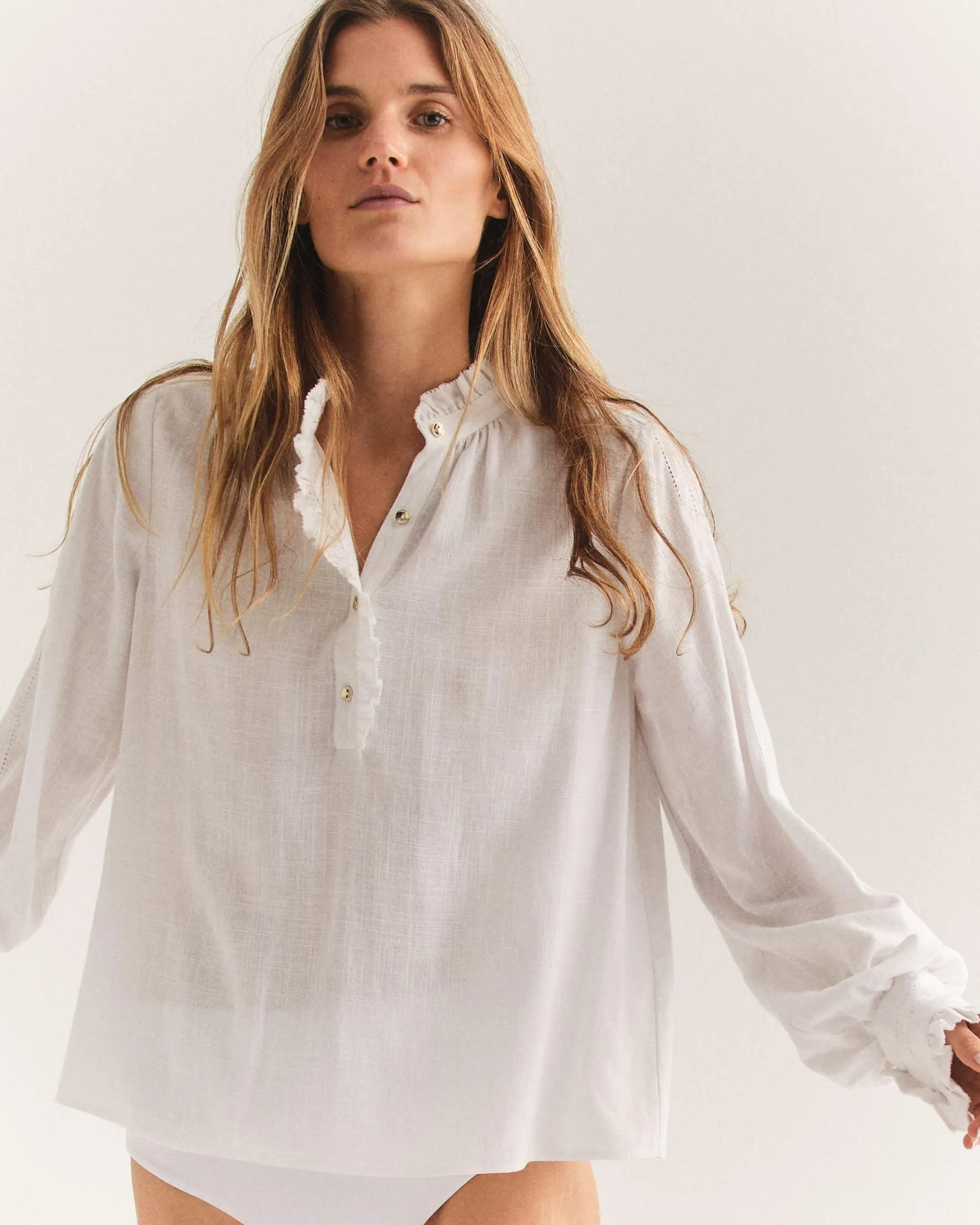 Mara Blouse-White sold by Cartolina product image thumbnail 2